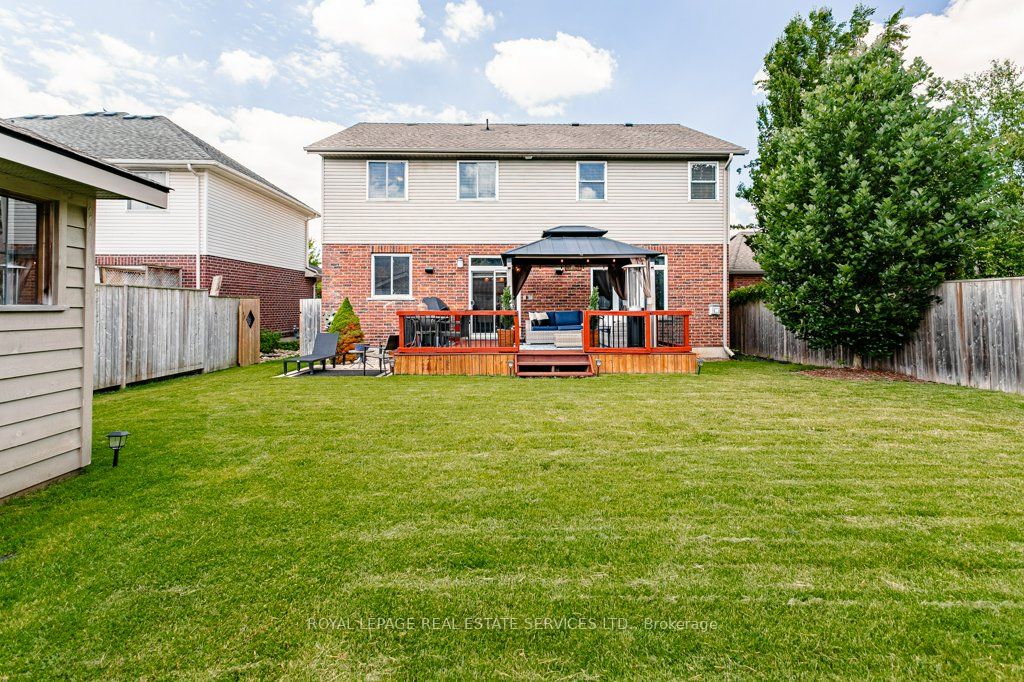 560 Lakeview Drive Property Photo 42
