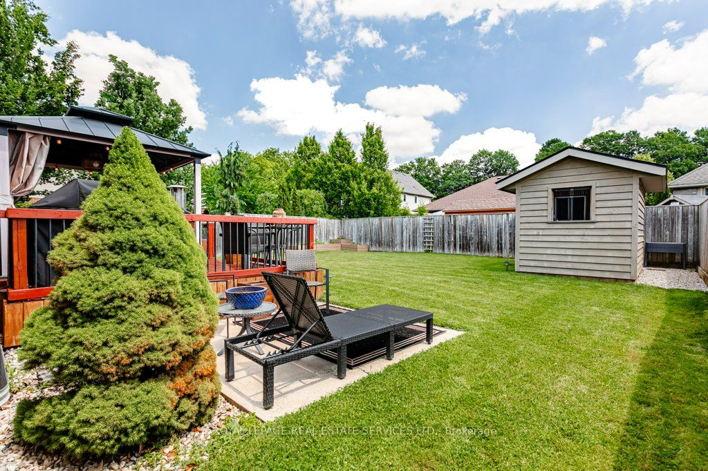 560 Lakeview Drive Property Photo 45