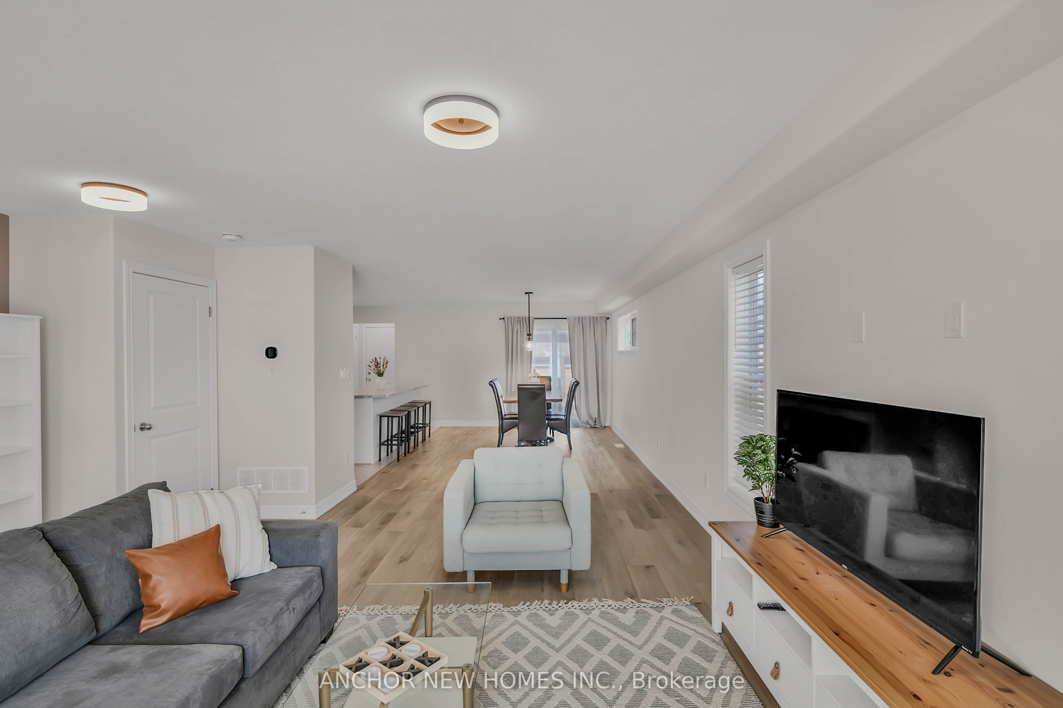 883 Broadway Boulevard Property Photo 6