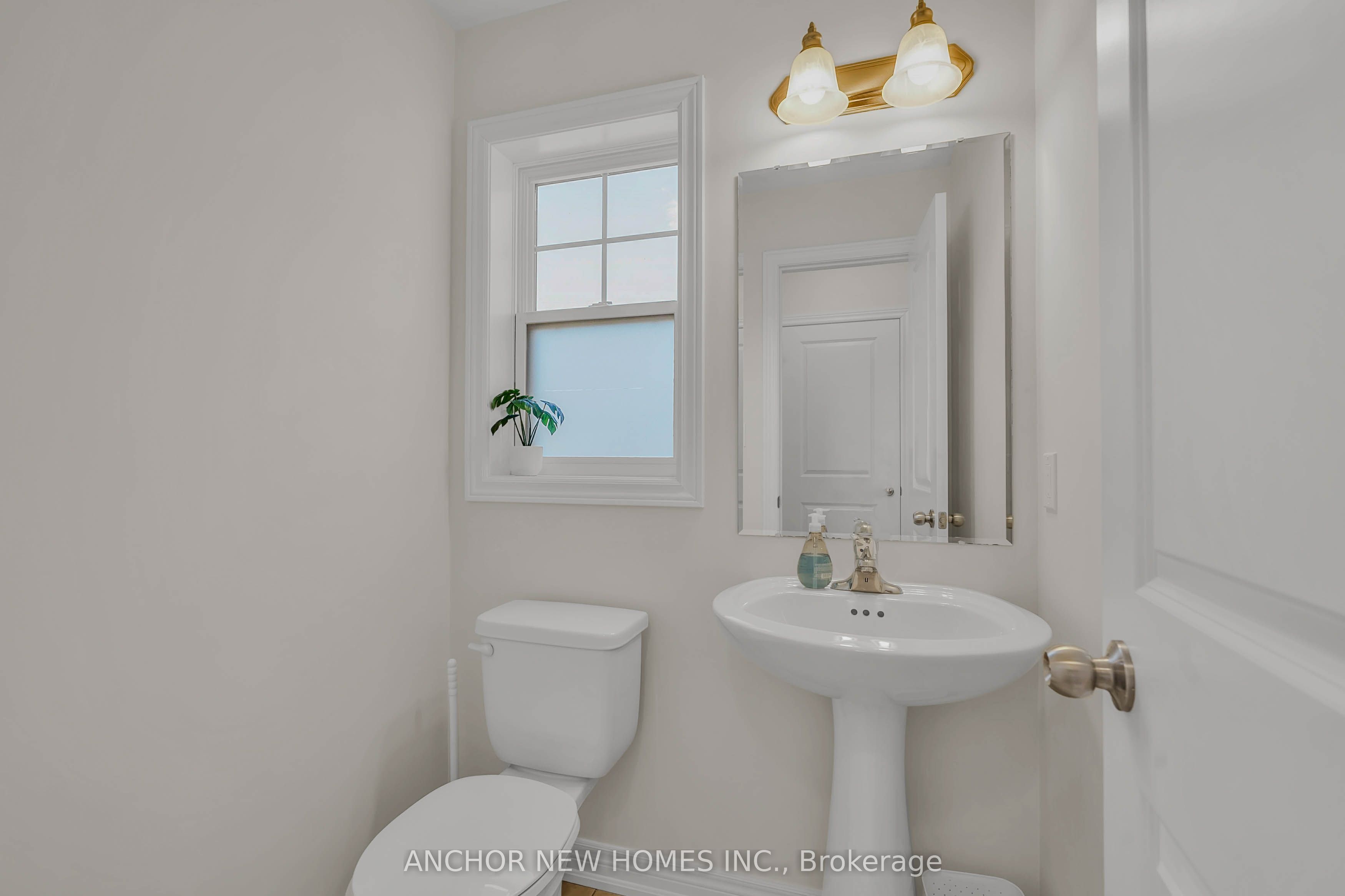 883 Broadway Boulevard Property Photo 15