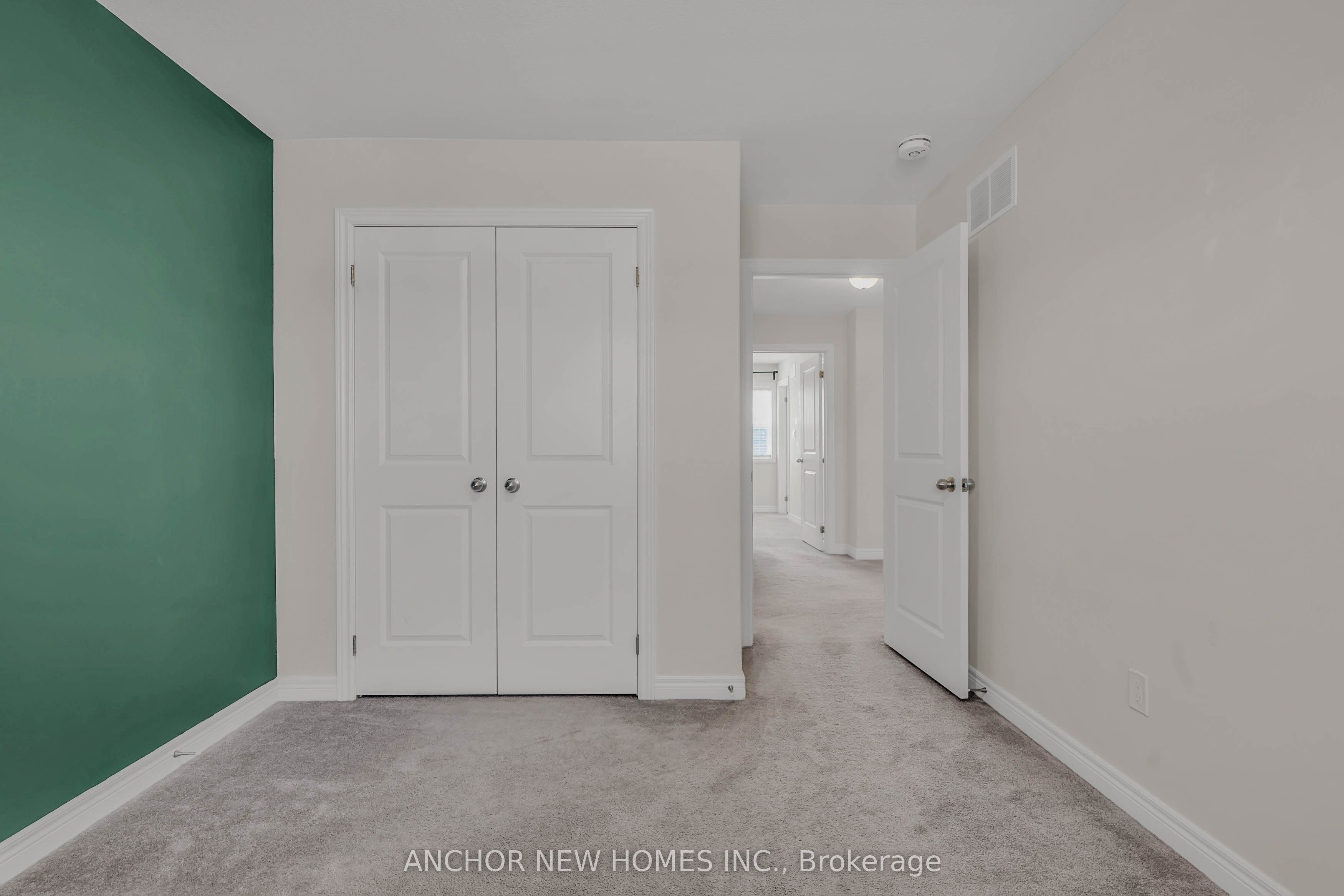883 Broadway Boulevard Property Photo 28