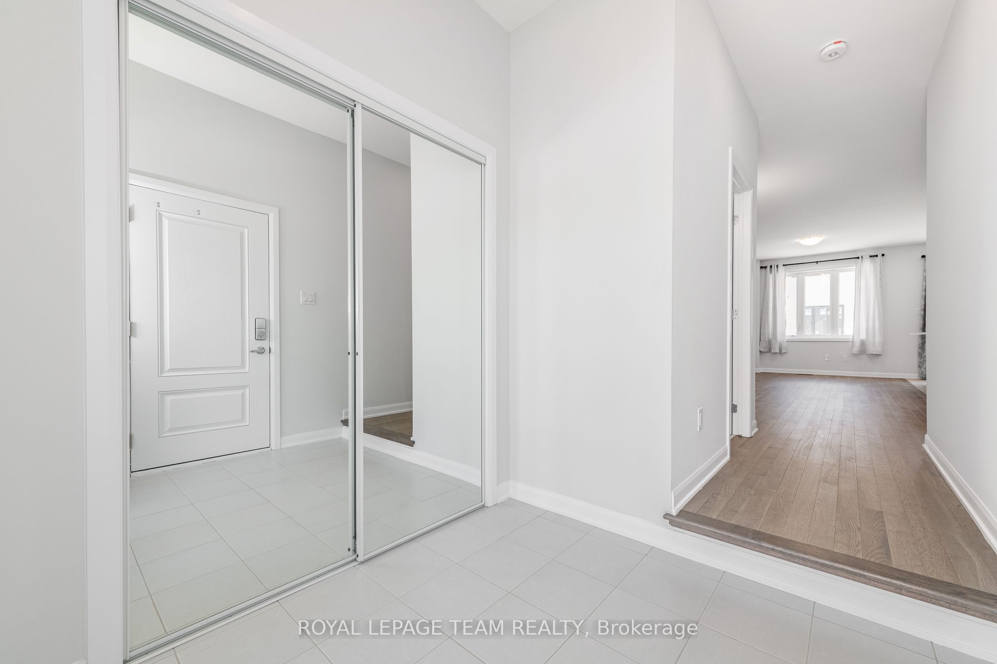 719 Doneraile Walk Property Photo 6