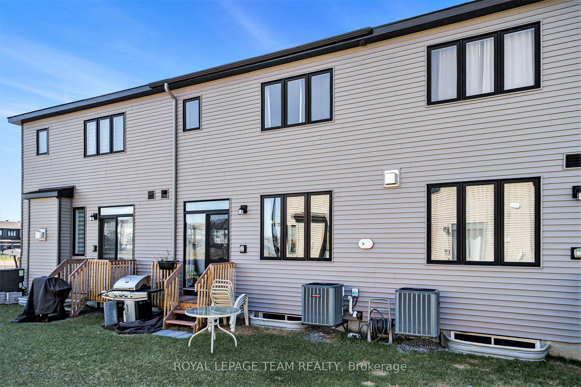 719 Doneraile Walk Property Photo 22