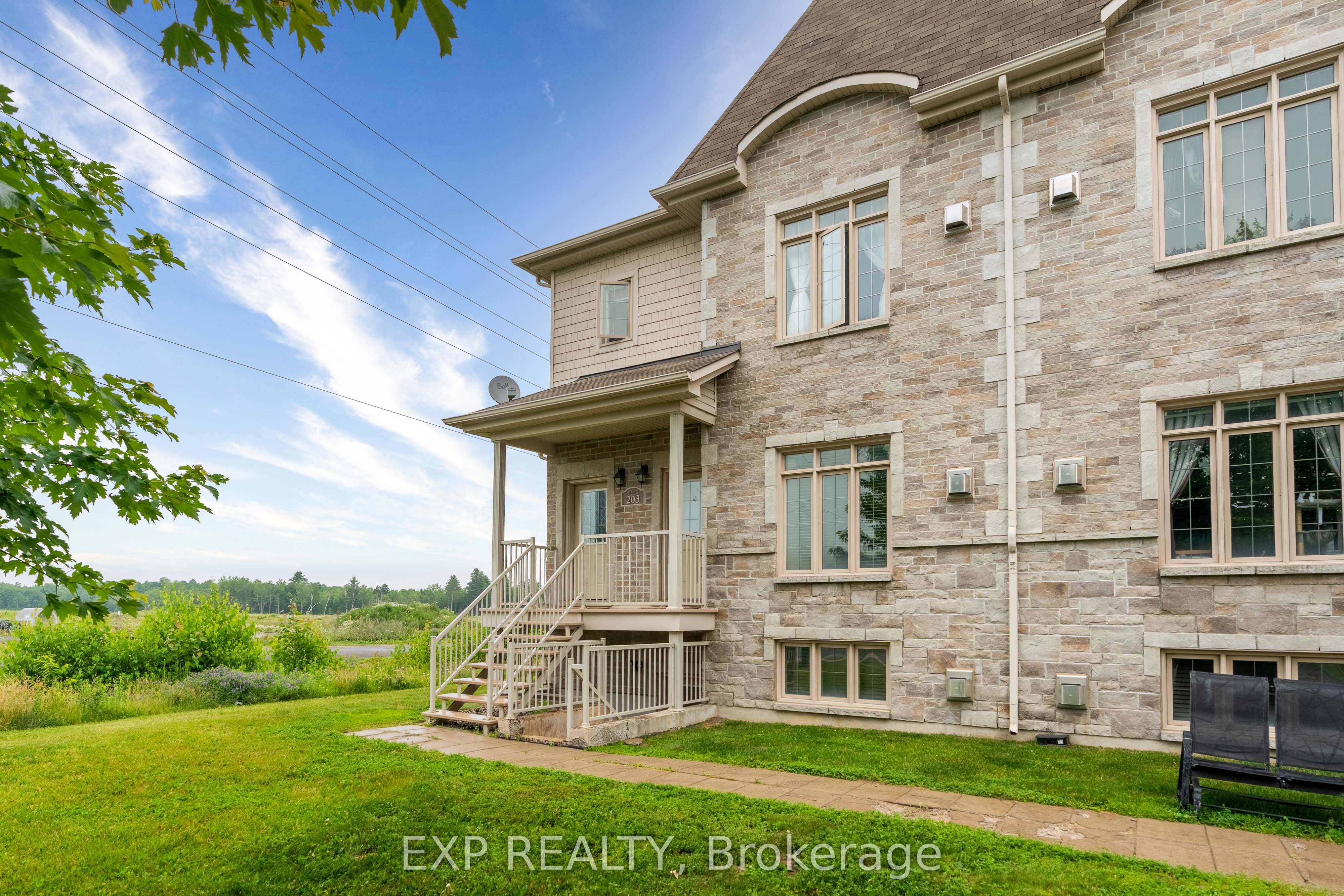 203 Bourdeau Boulevard 3 Property Photo 3