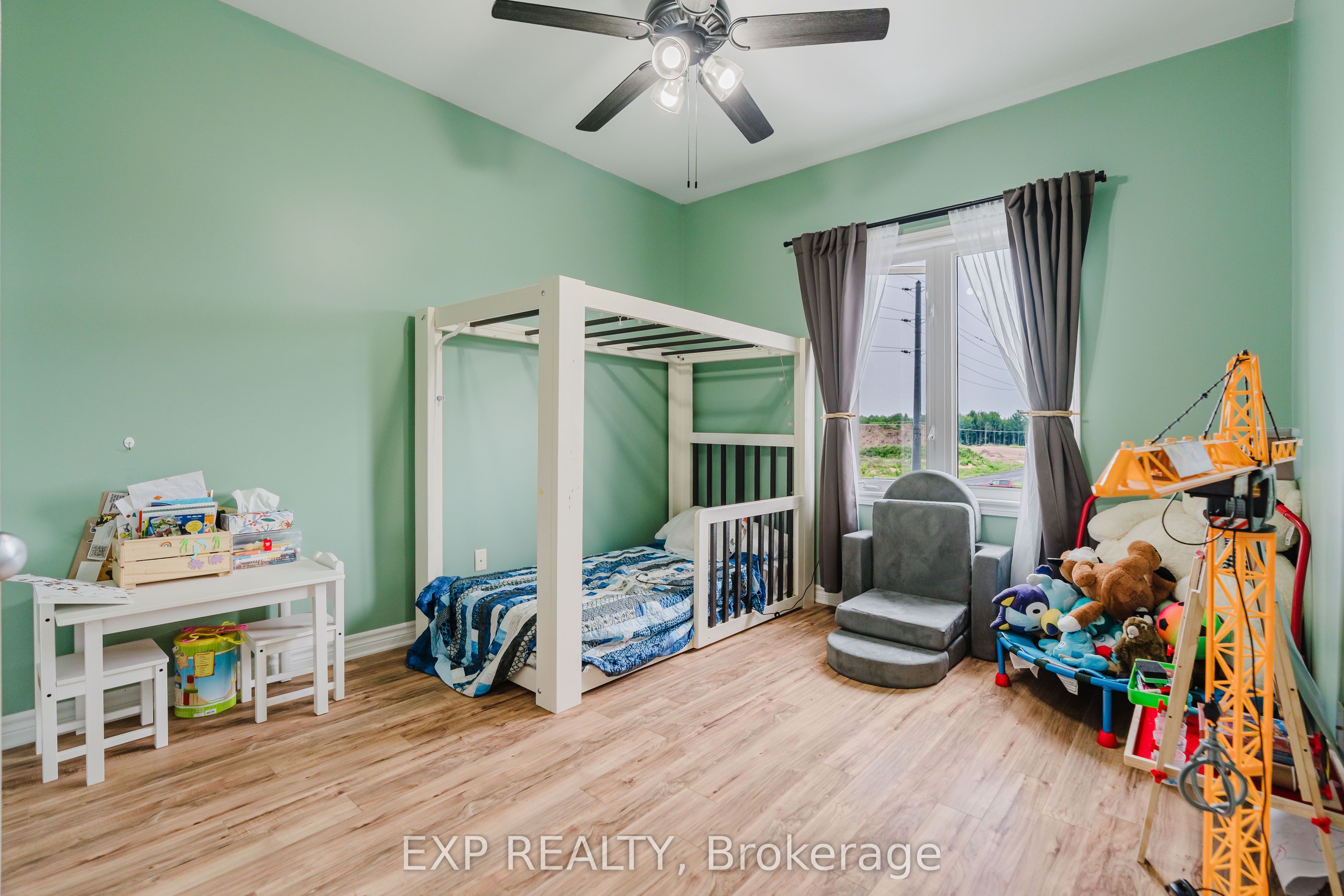 203 Bourdeau Boulevard 3 Property Photo 23