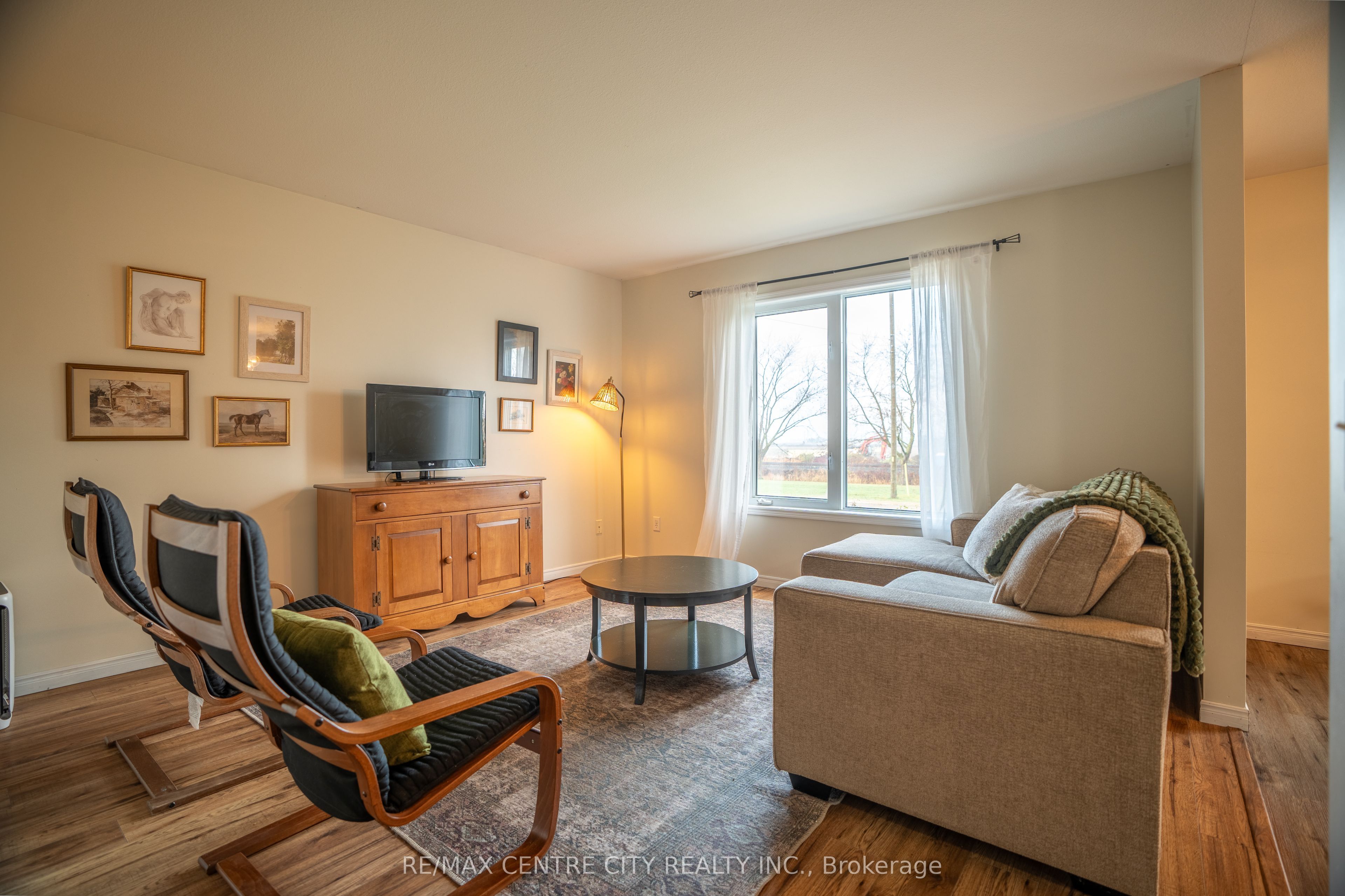 78 Chittim Road Property Photo 4