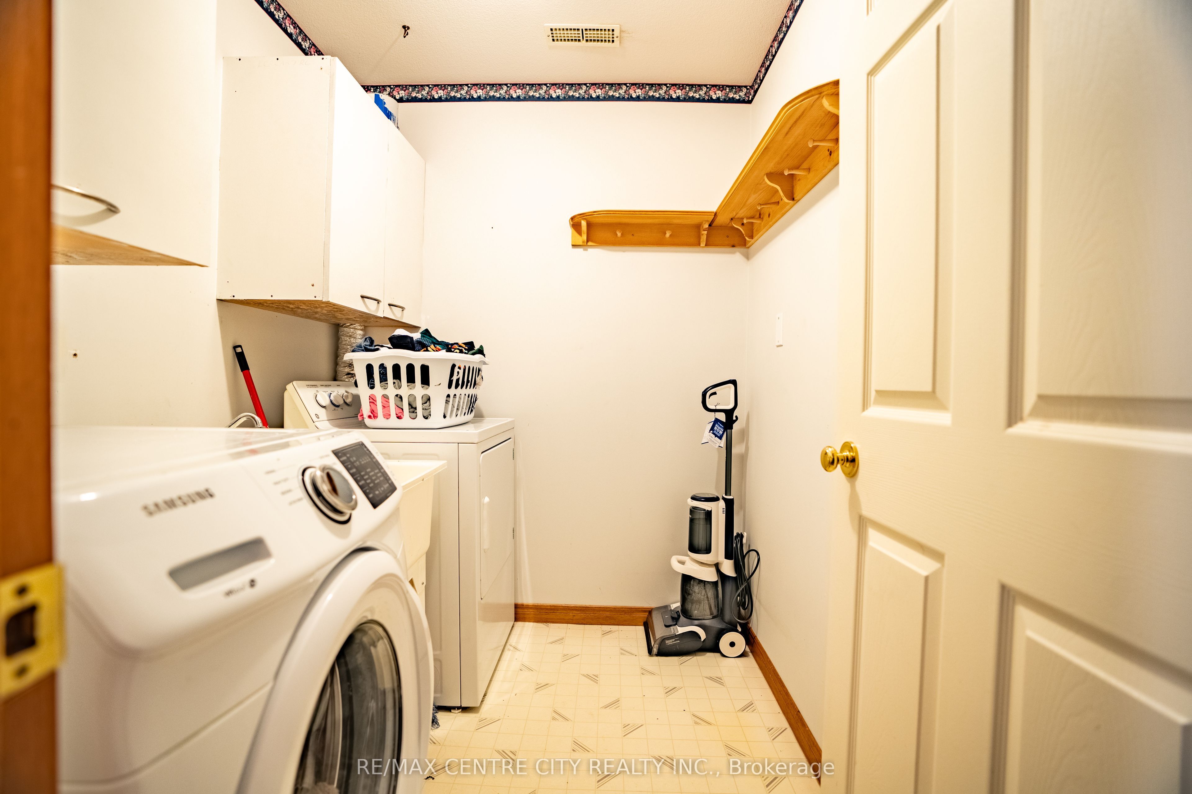78 Chittim Road Property Photo 22