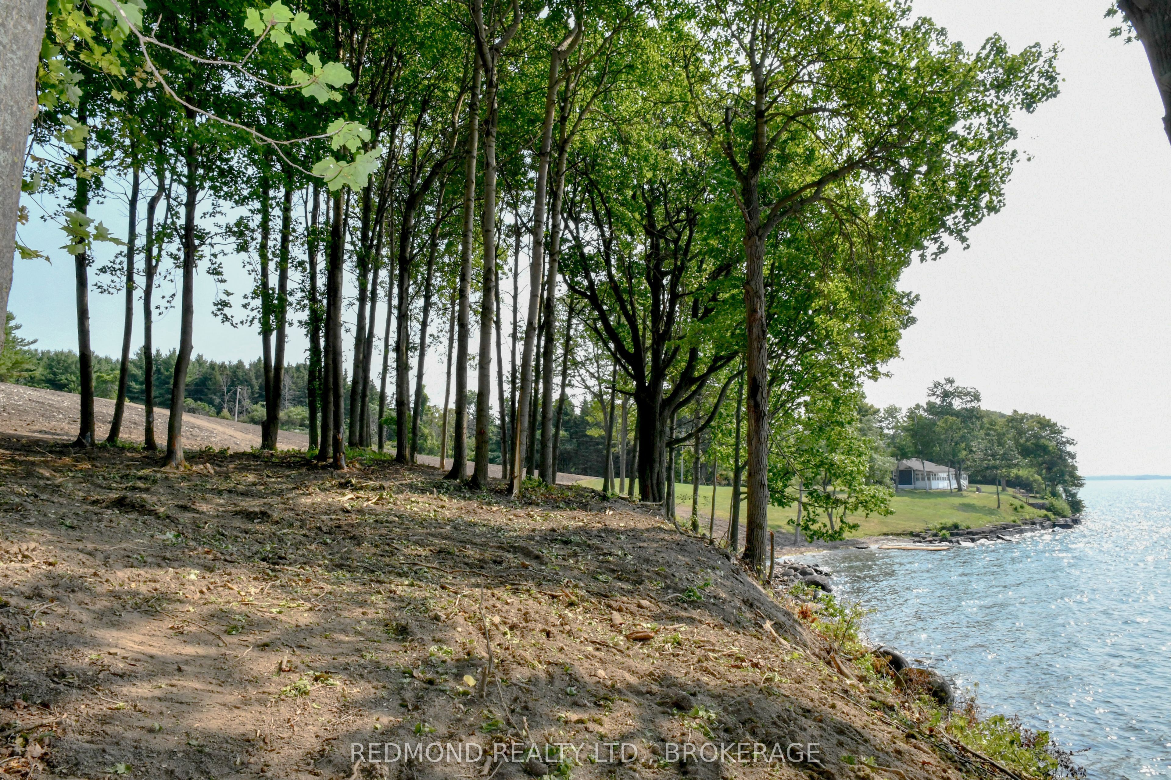 1686 Howe Island Drive Property Photo 9