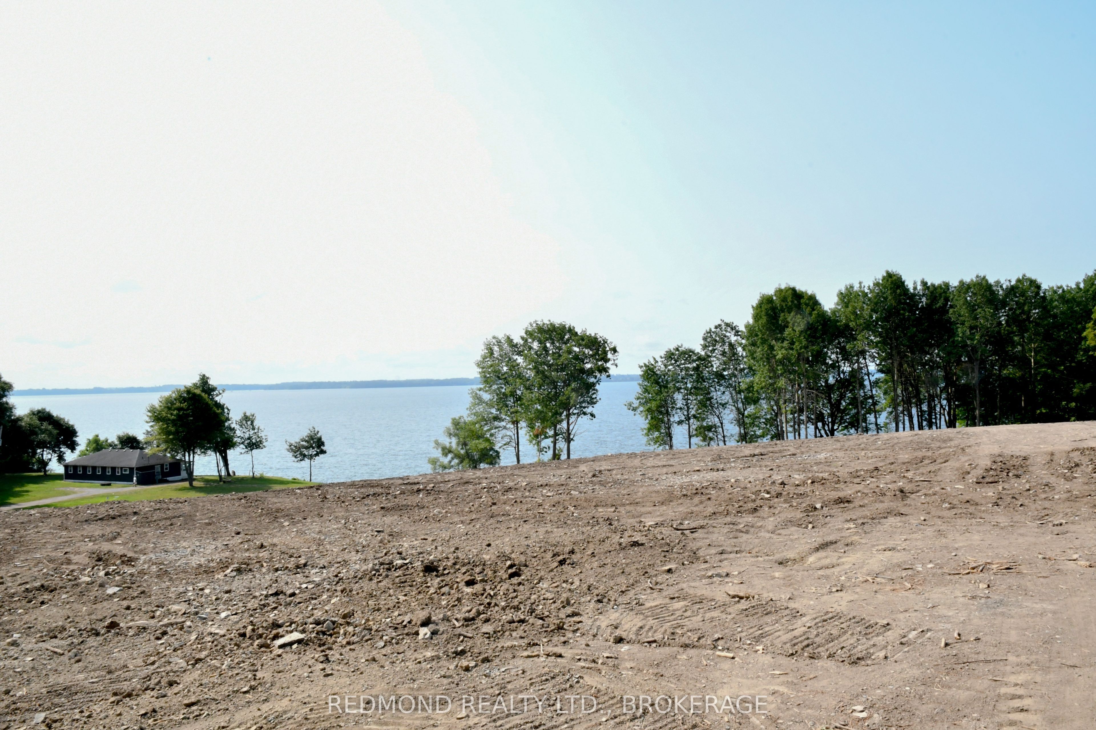1686 Howe Island Drive Property Photo 15
