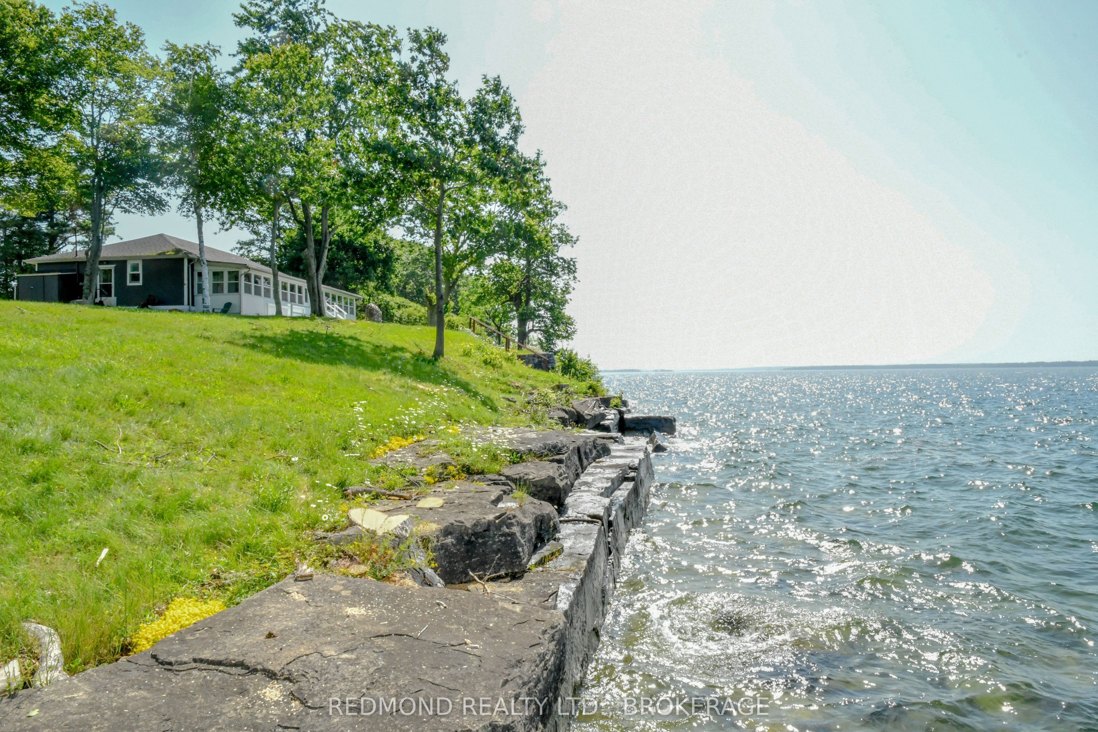 1686 Howe Island Drive Property Photo 22
