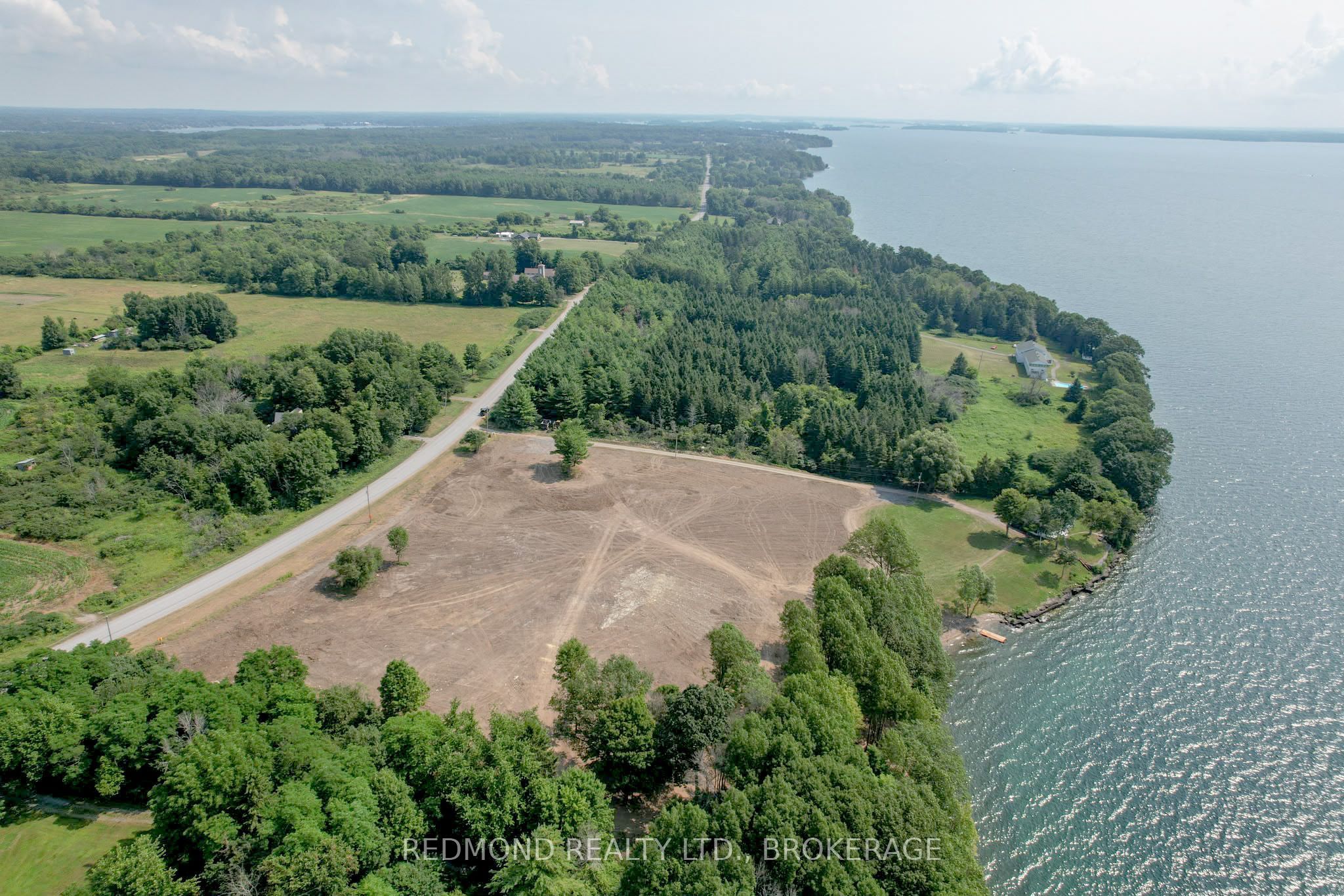 1686 Howe Island Drive Property Photo 43