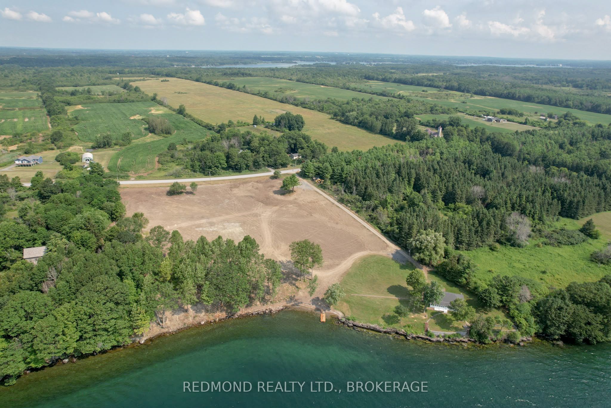 1686 Howe Island Drive Property Photo 44