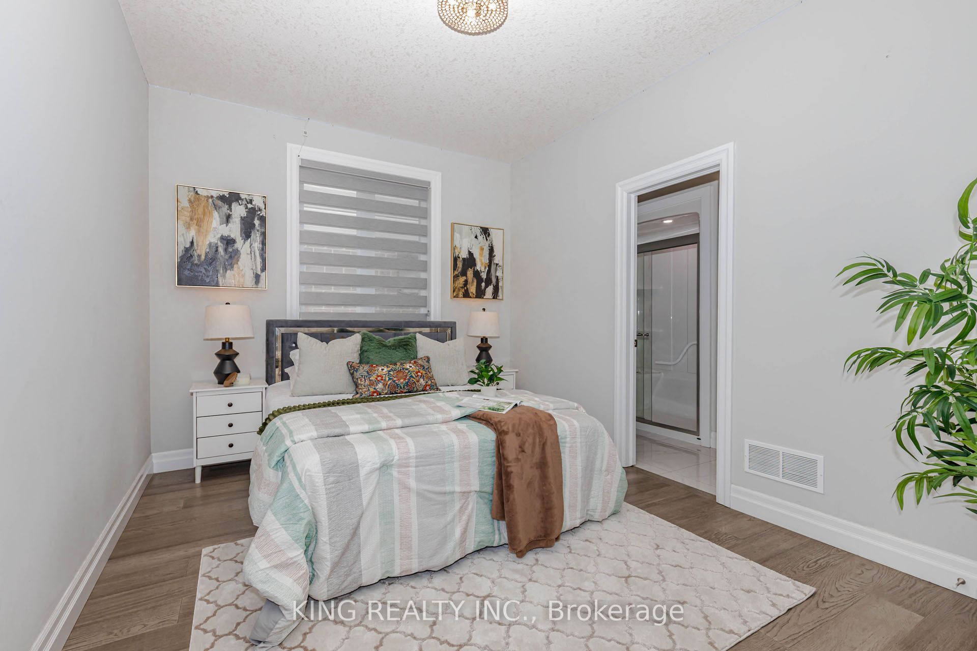 584 Chelton Road Property Photo 16