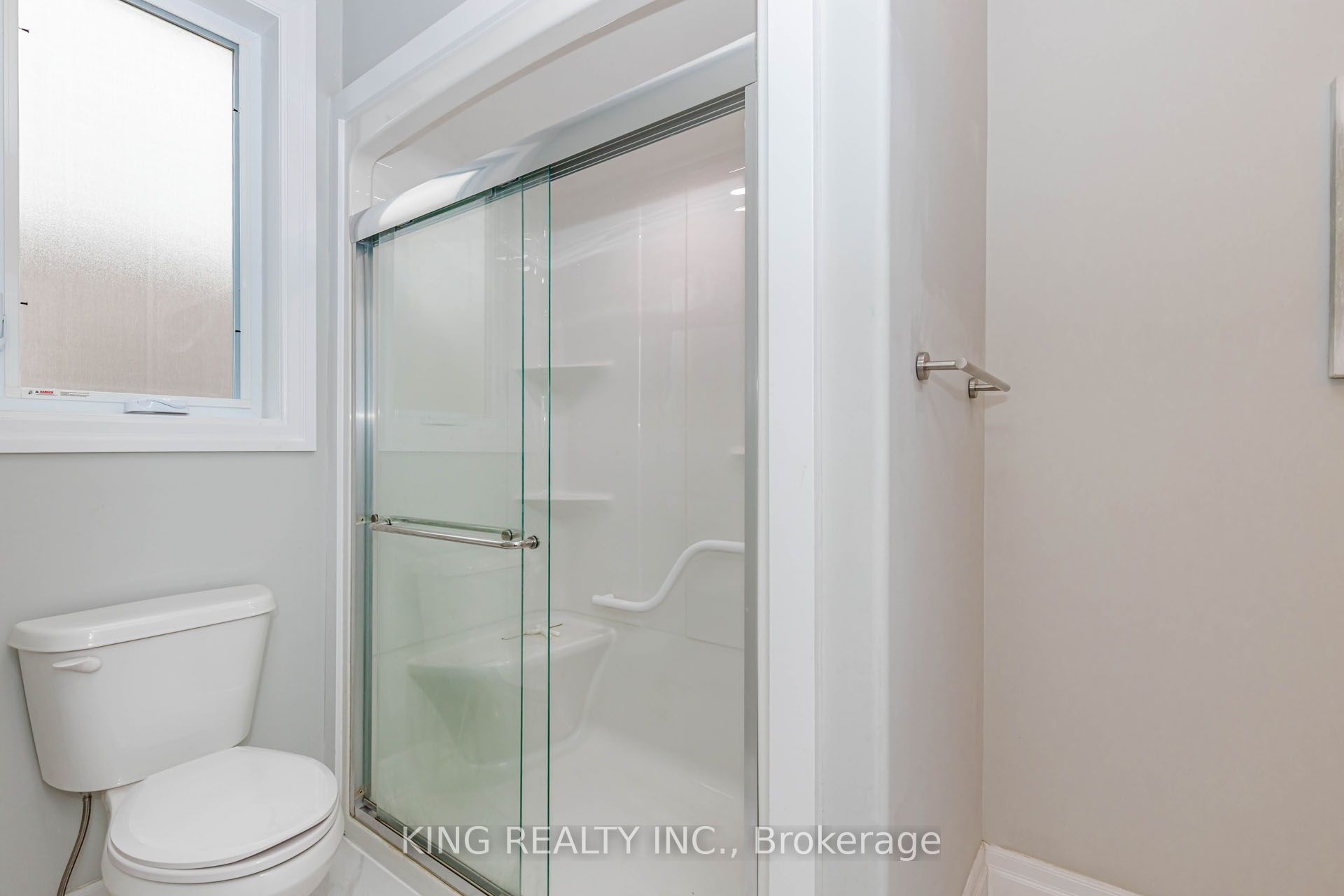 584 Chelton Road Property Photo 19
