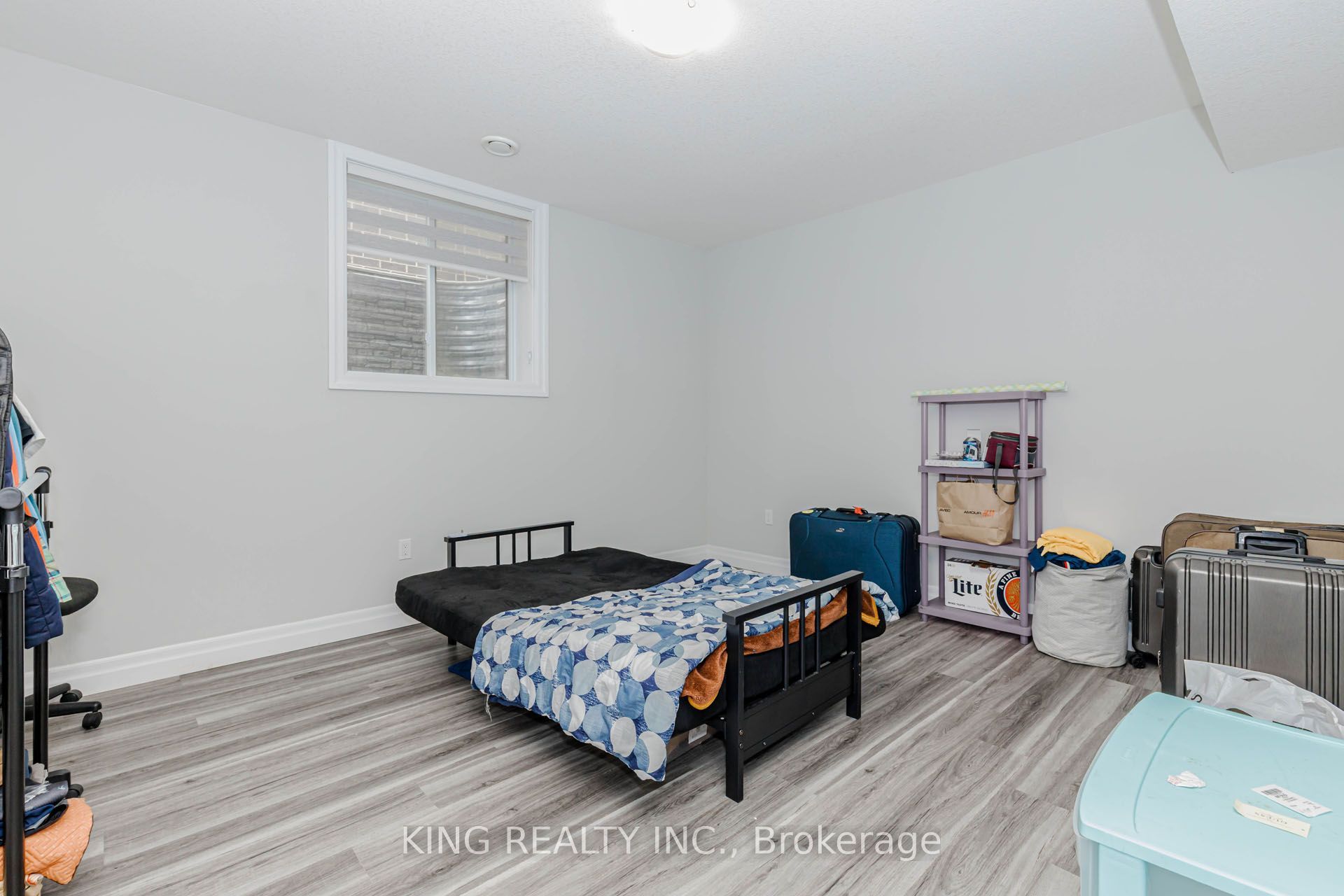 584 Chelton Road Property Photo 43