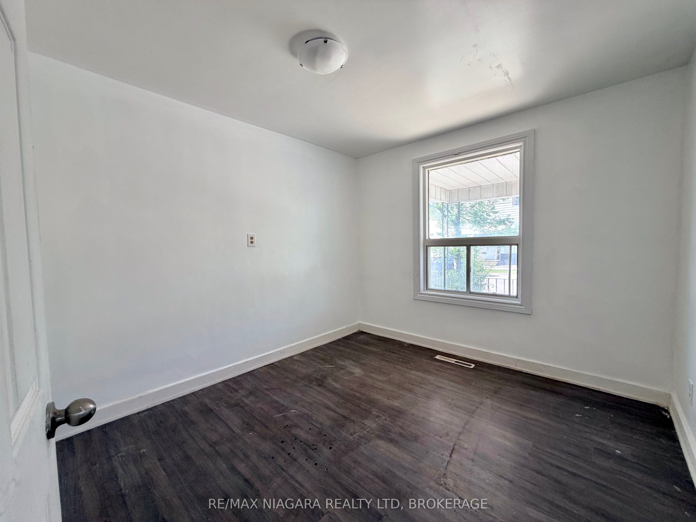 21 Fifth Street Property Photo 6