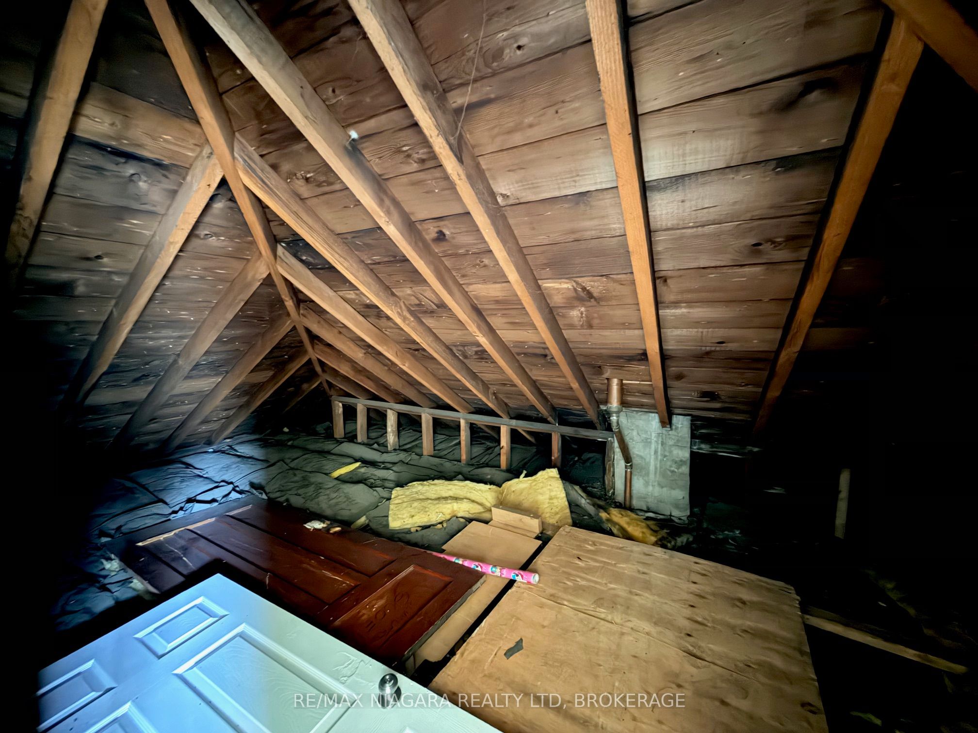 93 State Street Property Photo 23
