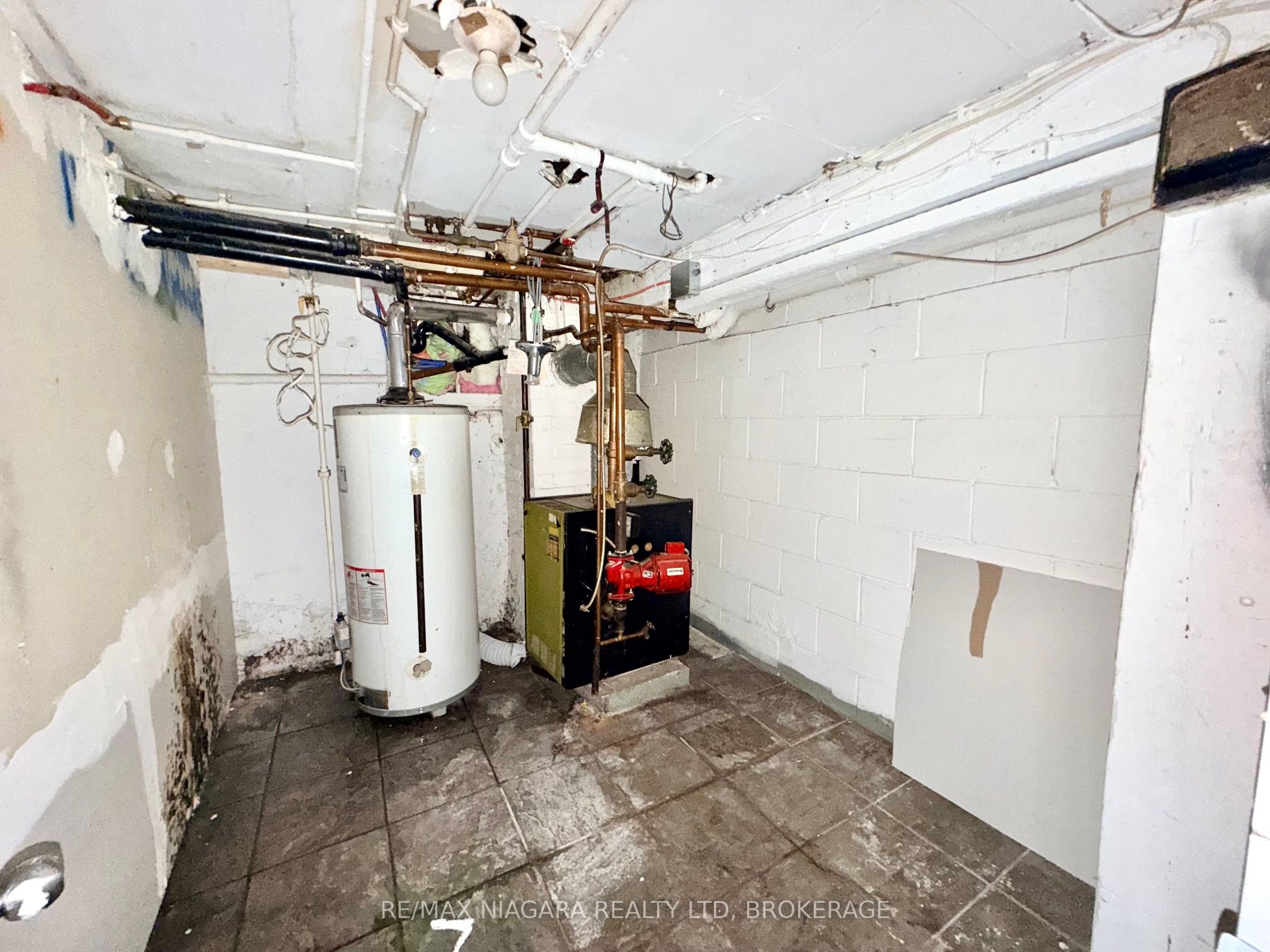 93 State Street Property Photo 29