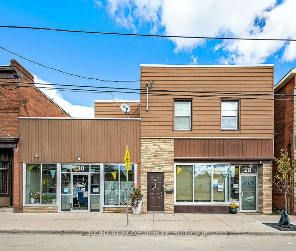 28-30 King Street W Property Photo 2