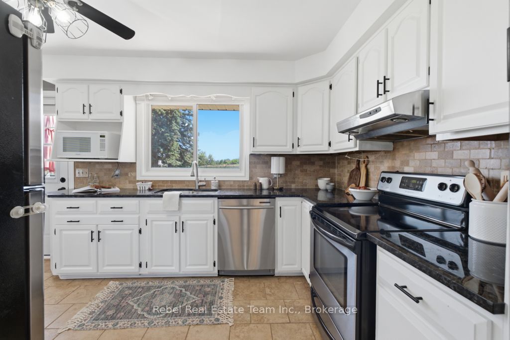 615 Hamilton Road Property Photo 17