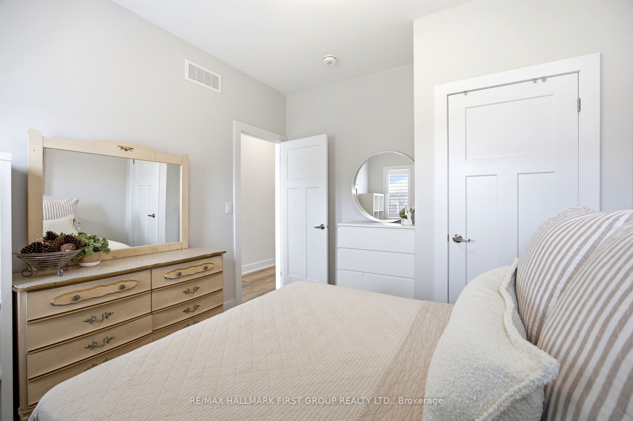 2 Braeburn Street Property Photo 25