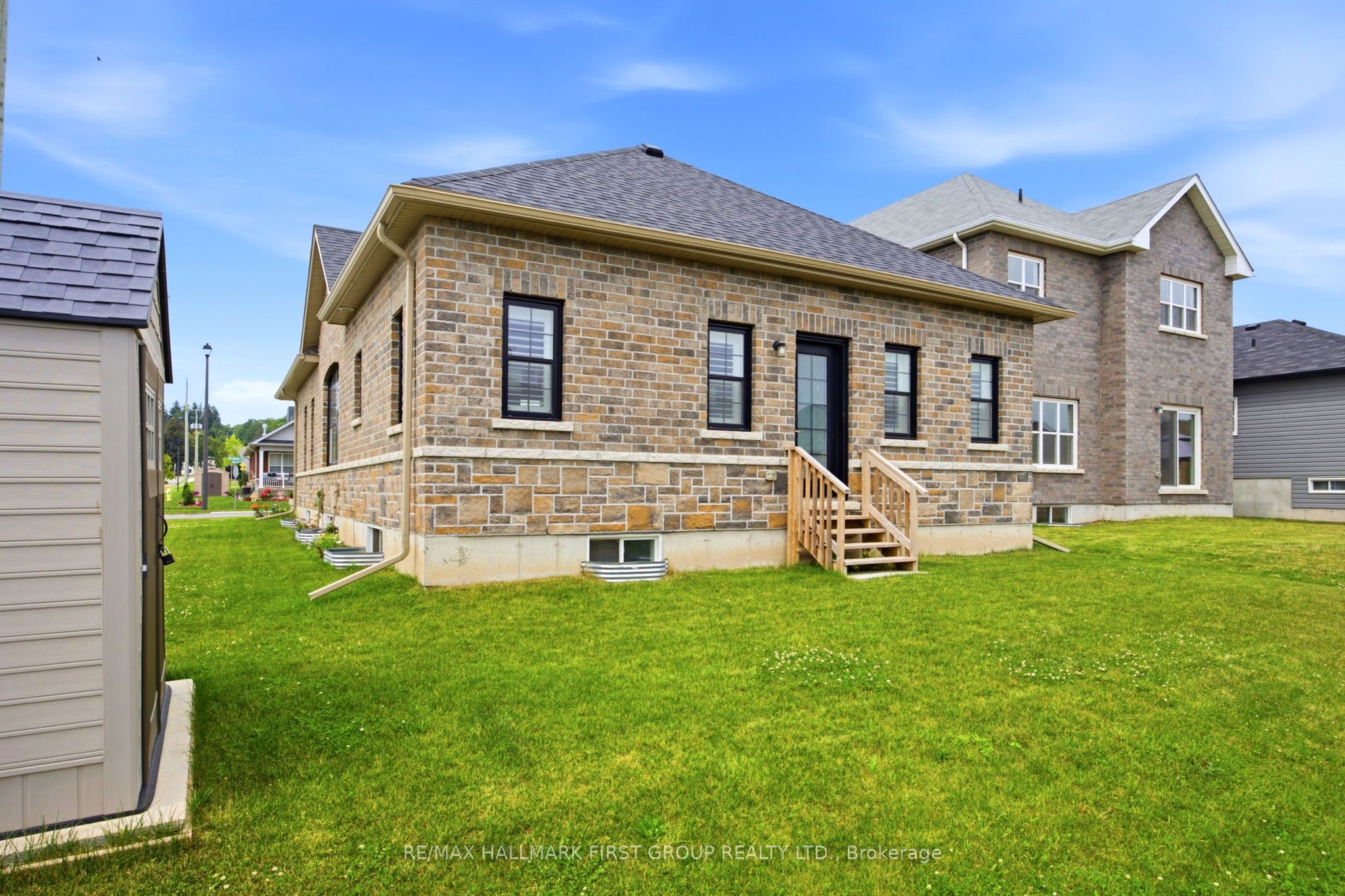 2 Braeburn Street Property Photo 31