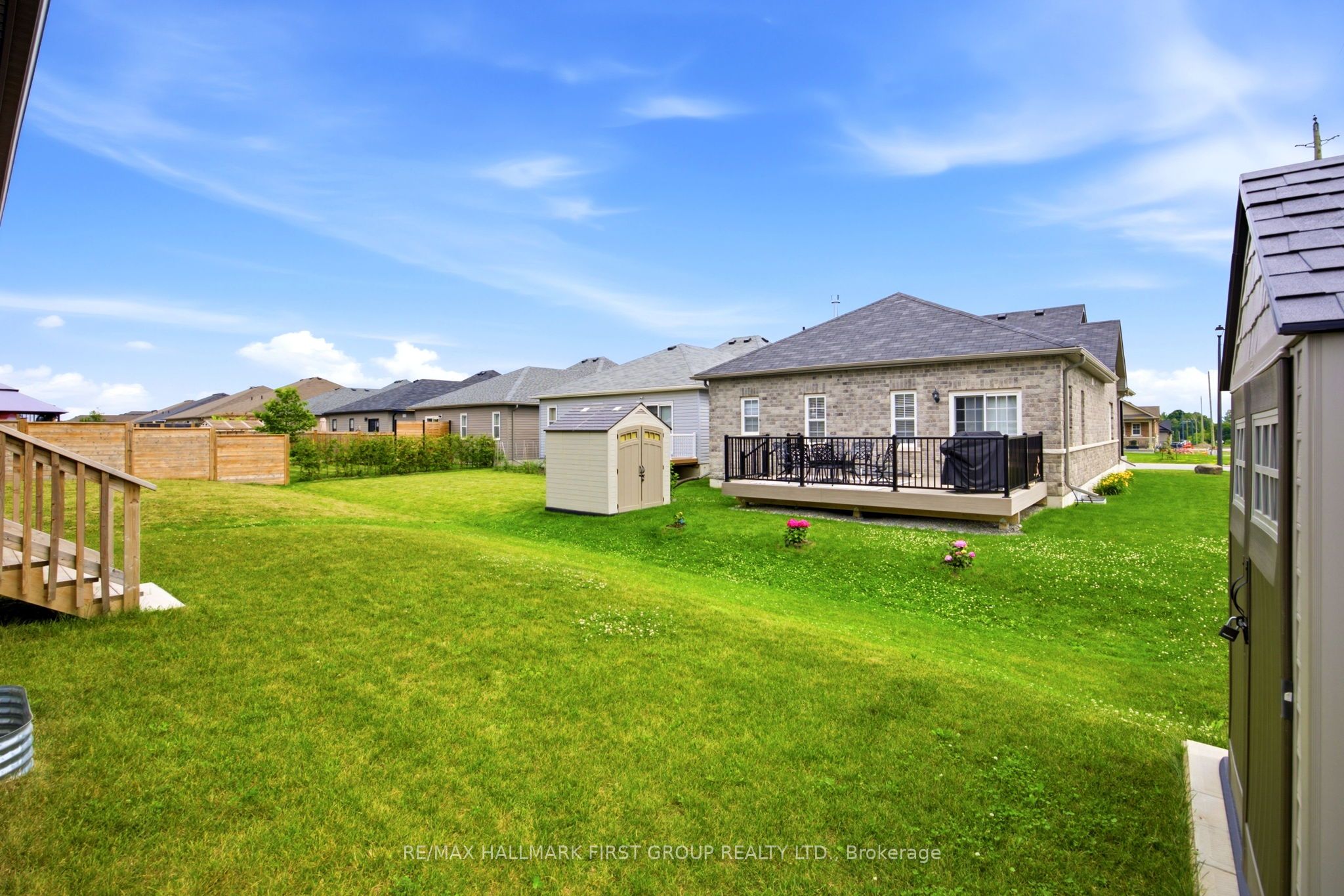 2 Braeburn Street Property Photo 33