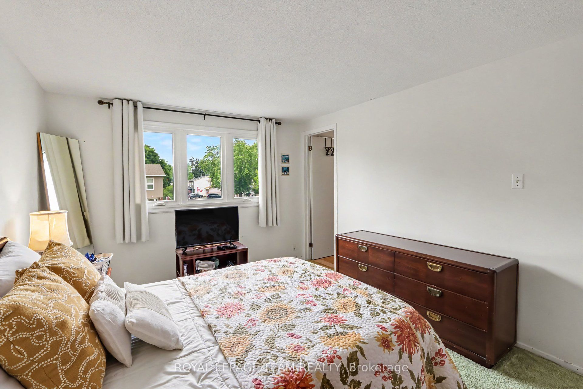 95 Seabrooke Drive Property Photo 13