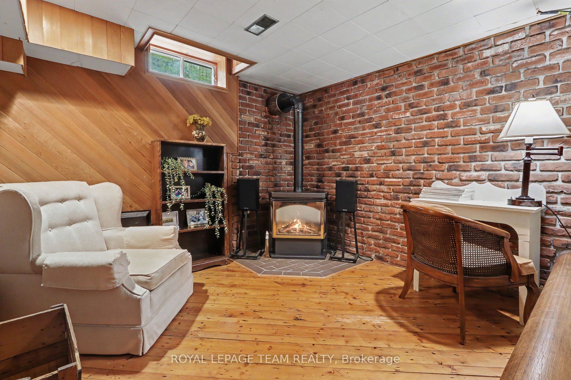 95 Seabrooke Drive Property Photo 21