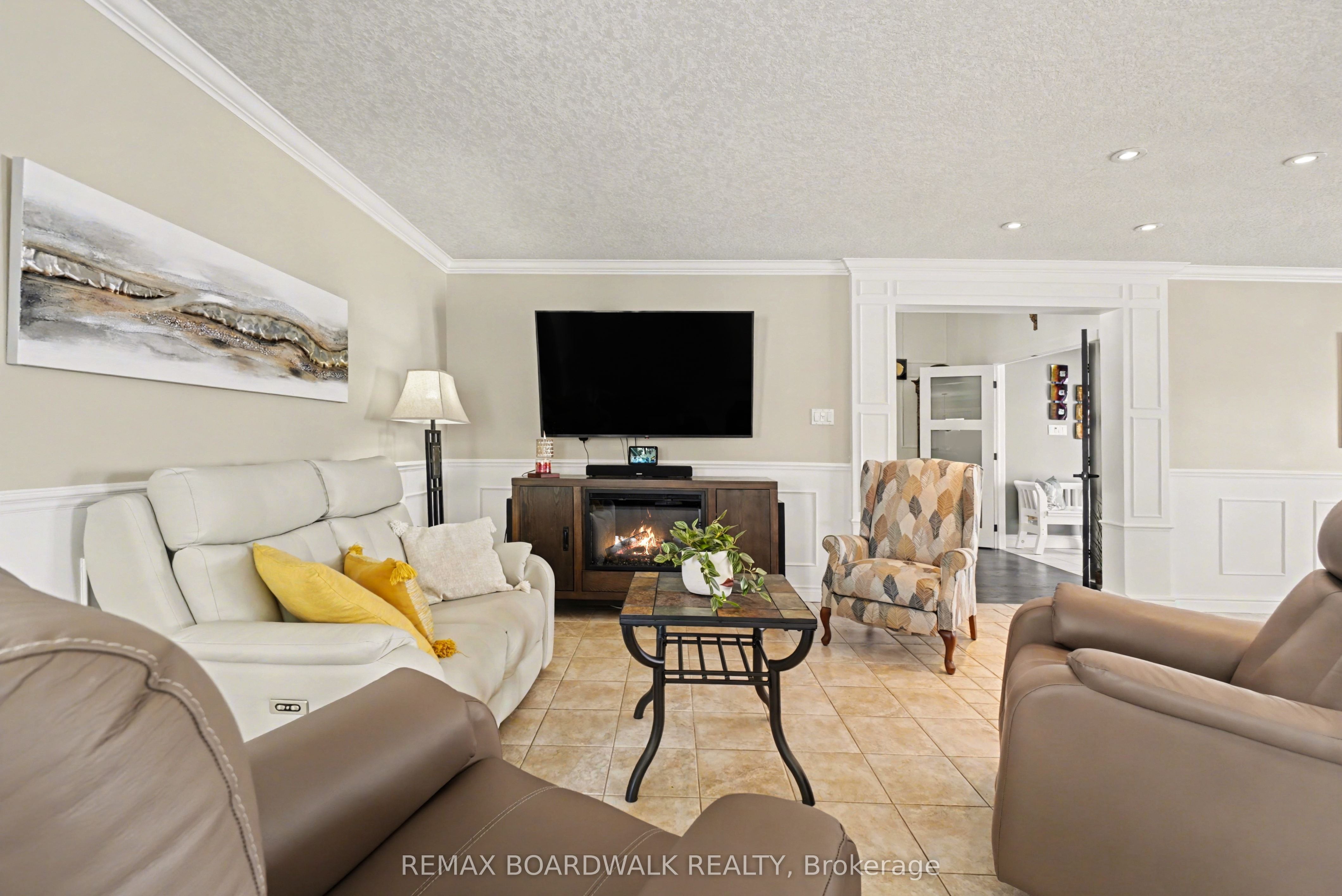 32 Faucher Boulevard Property Photo 6