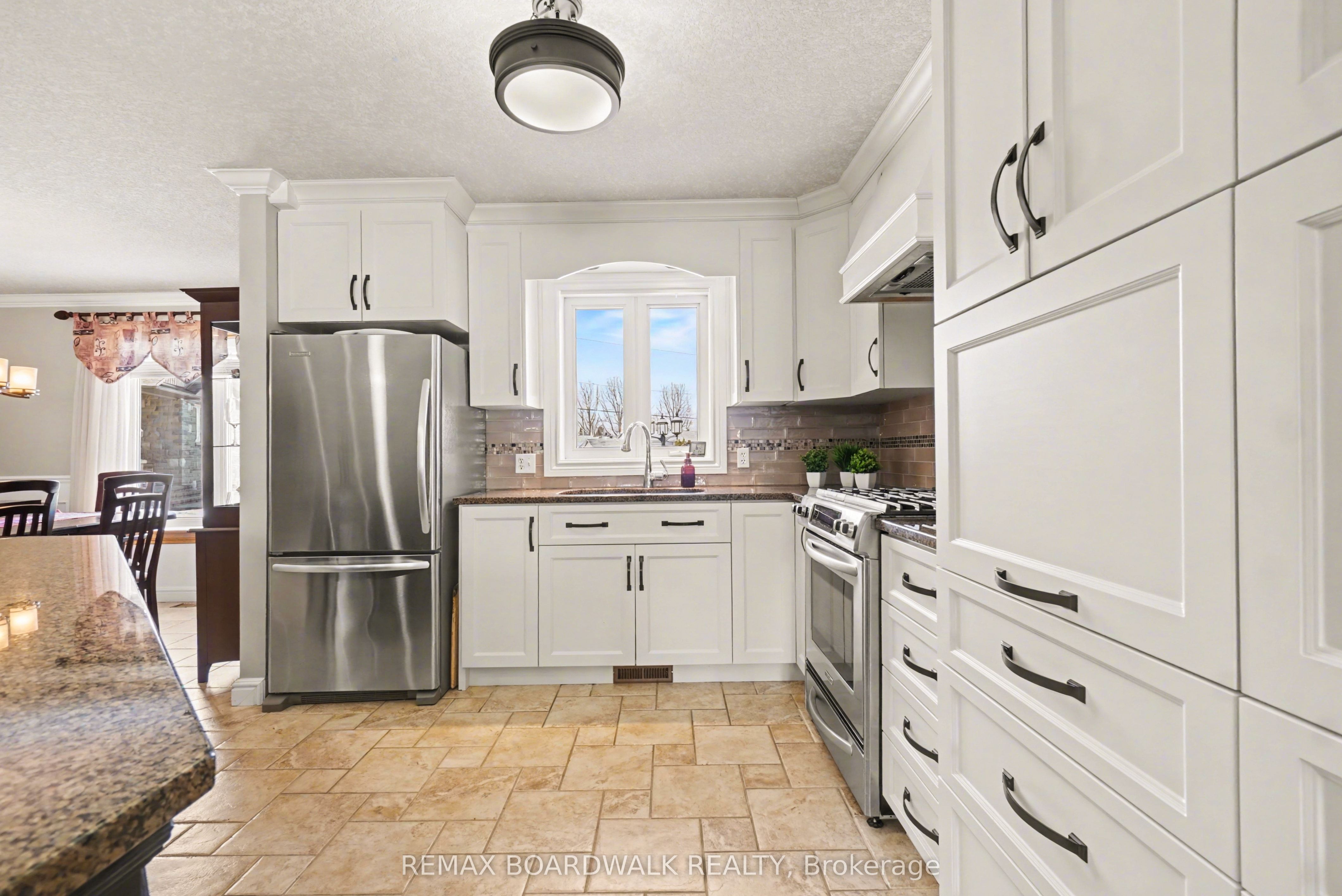 32 Faucher Boulevard Property Photo 10