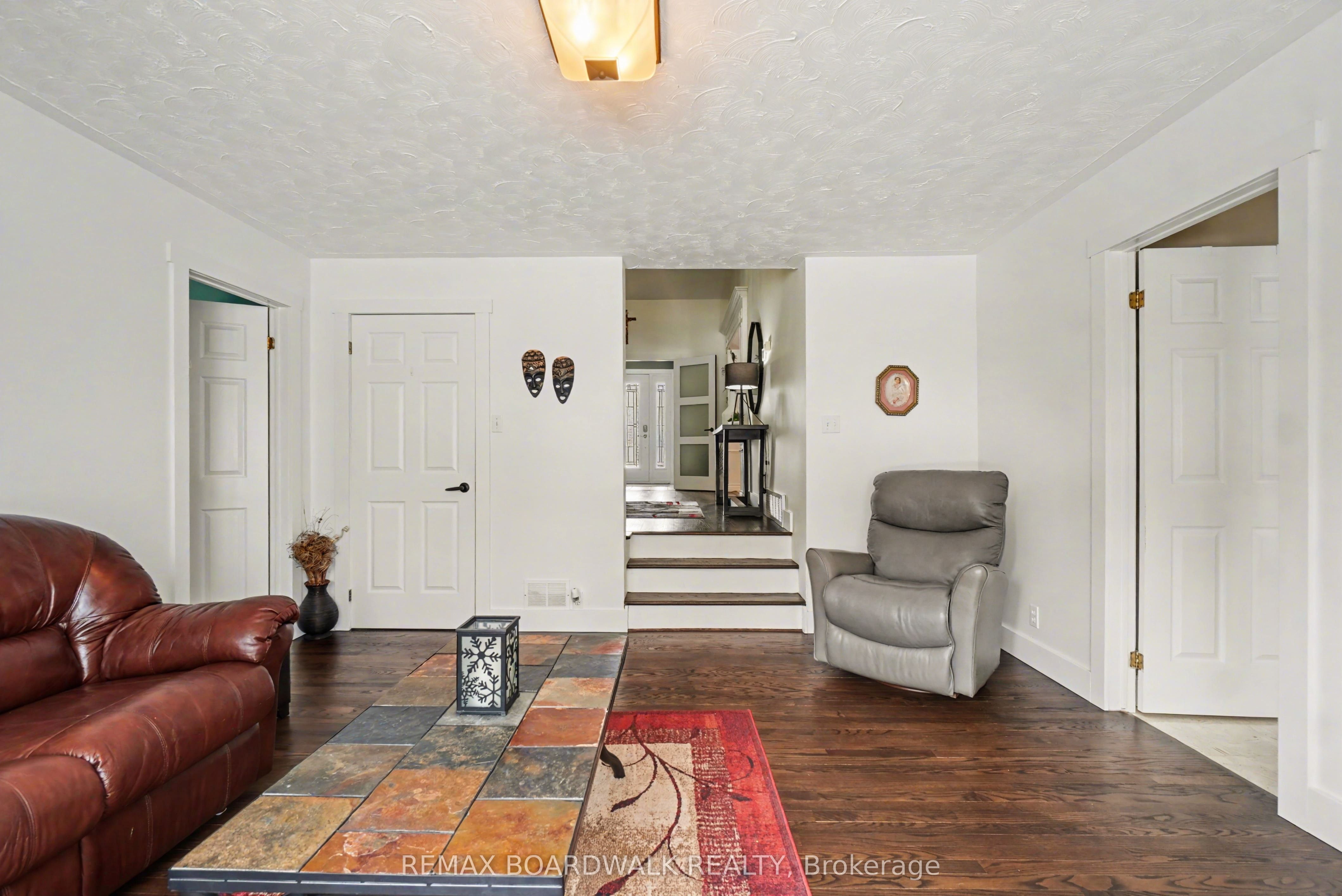 32 Faucher Boulevard Property Photo 14