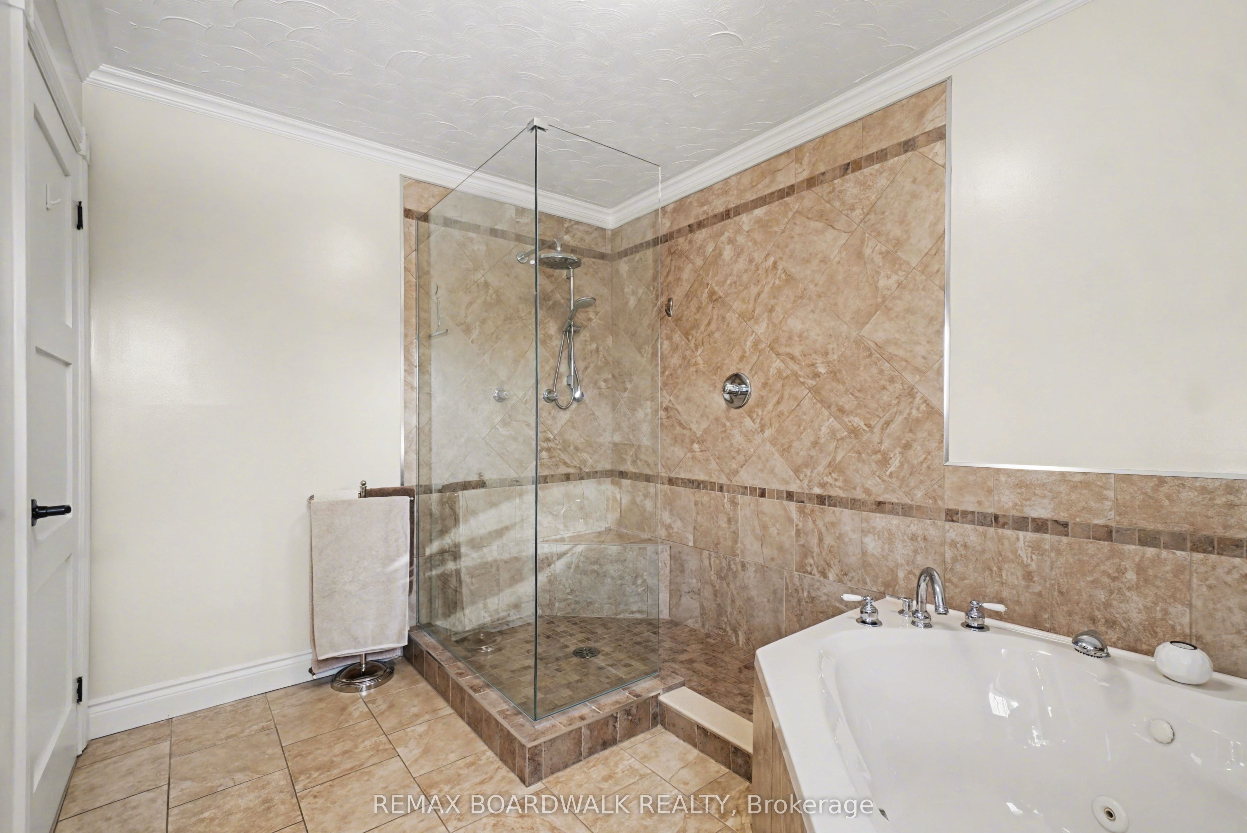 32 Faucher Boulevard Property Photo 18
