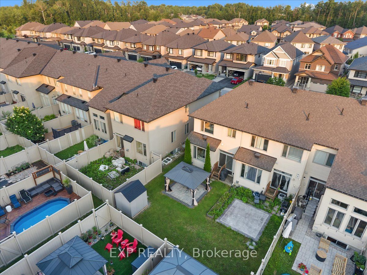 255 Shinleaf Crescent Property Photo 46