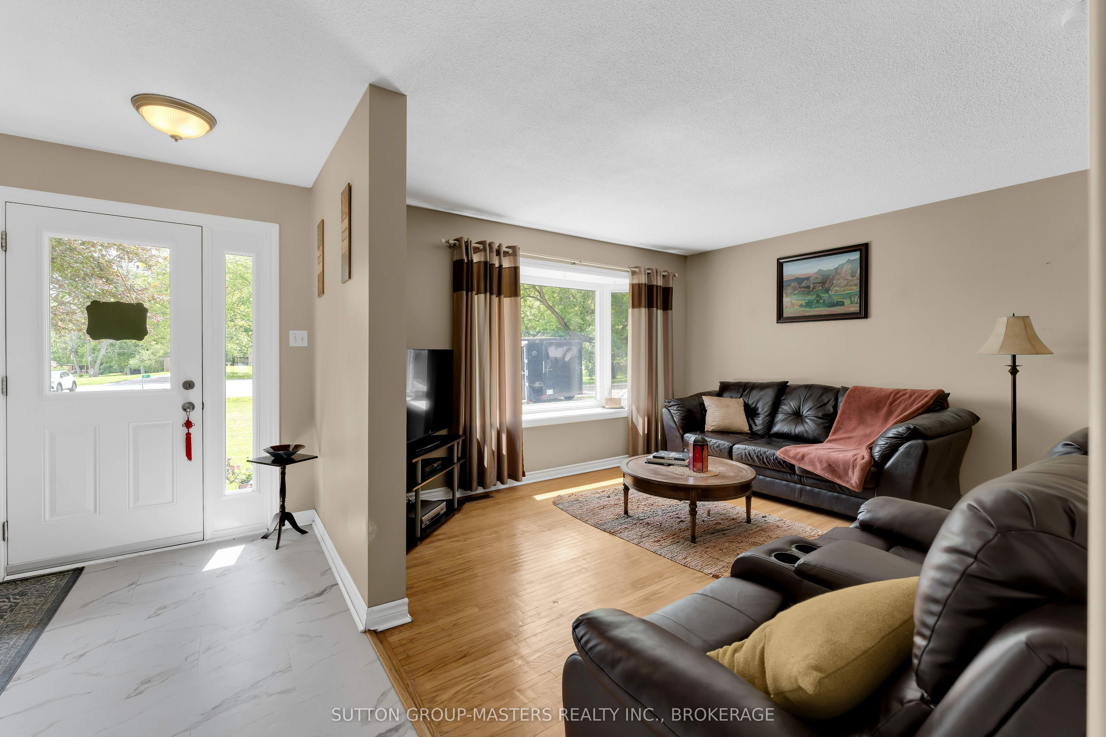 21 Mcdonald Crescent Property Photo 6