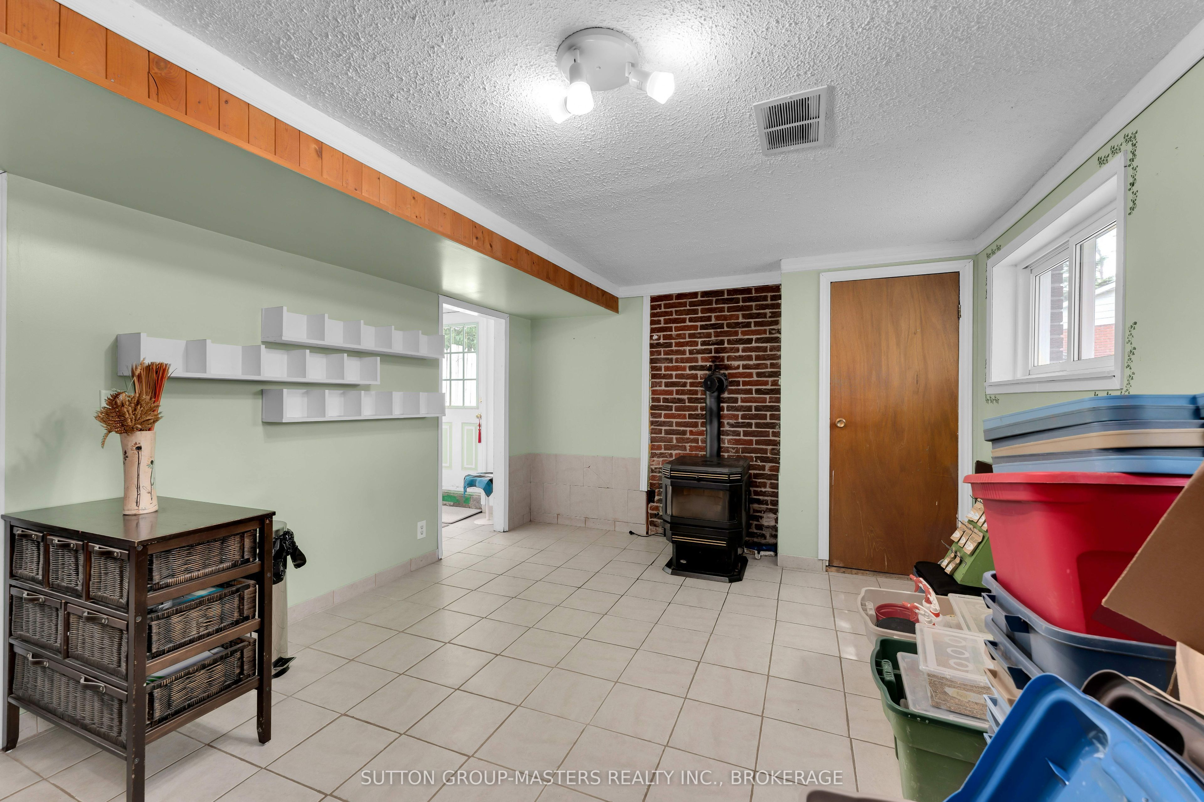 21 Mcdonald Crescent Property Photo 27