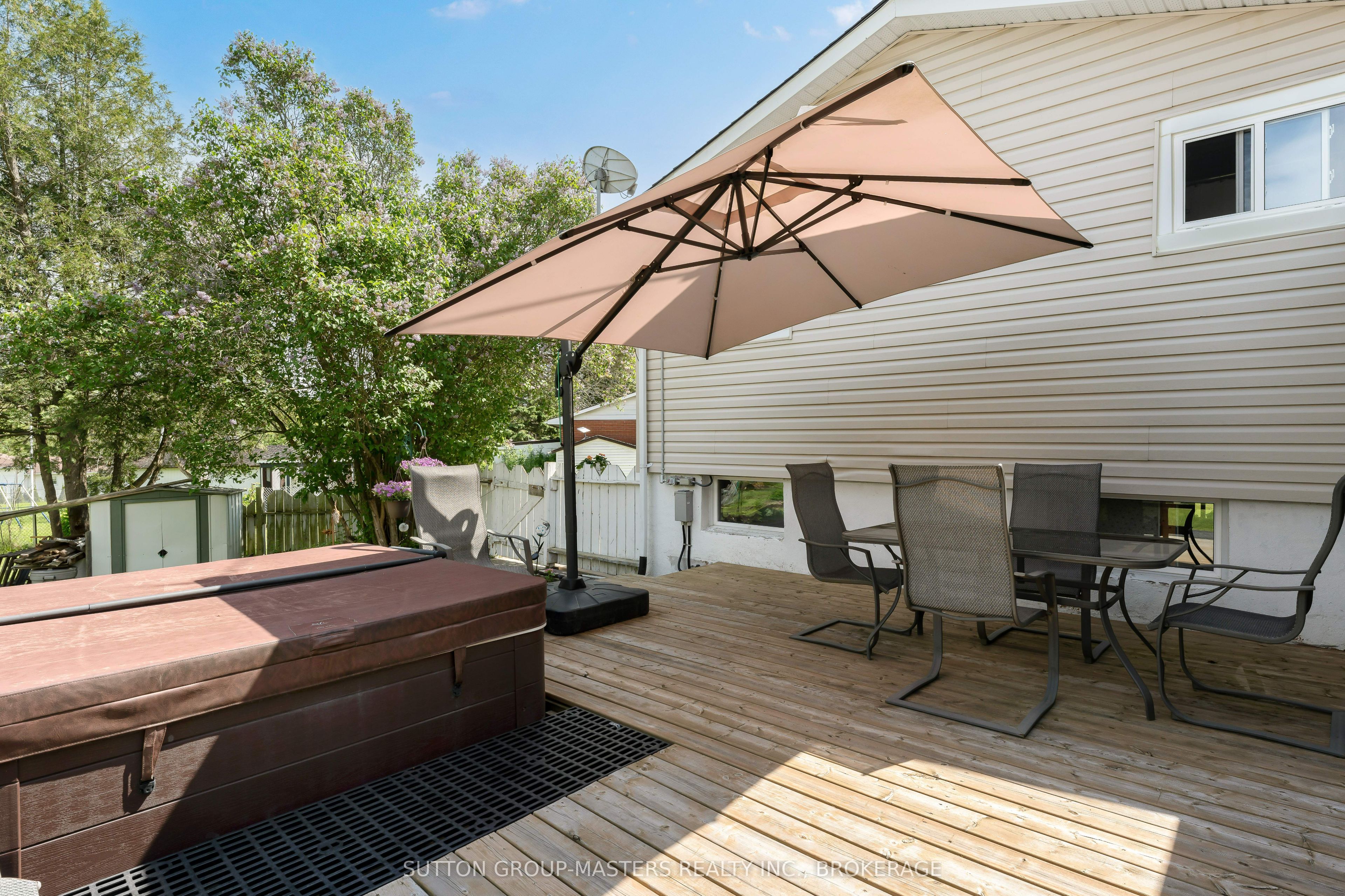 21 Mcdonald Crescent Property Photo 35