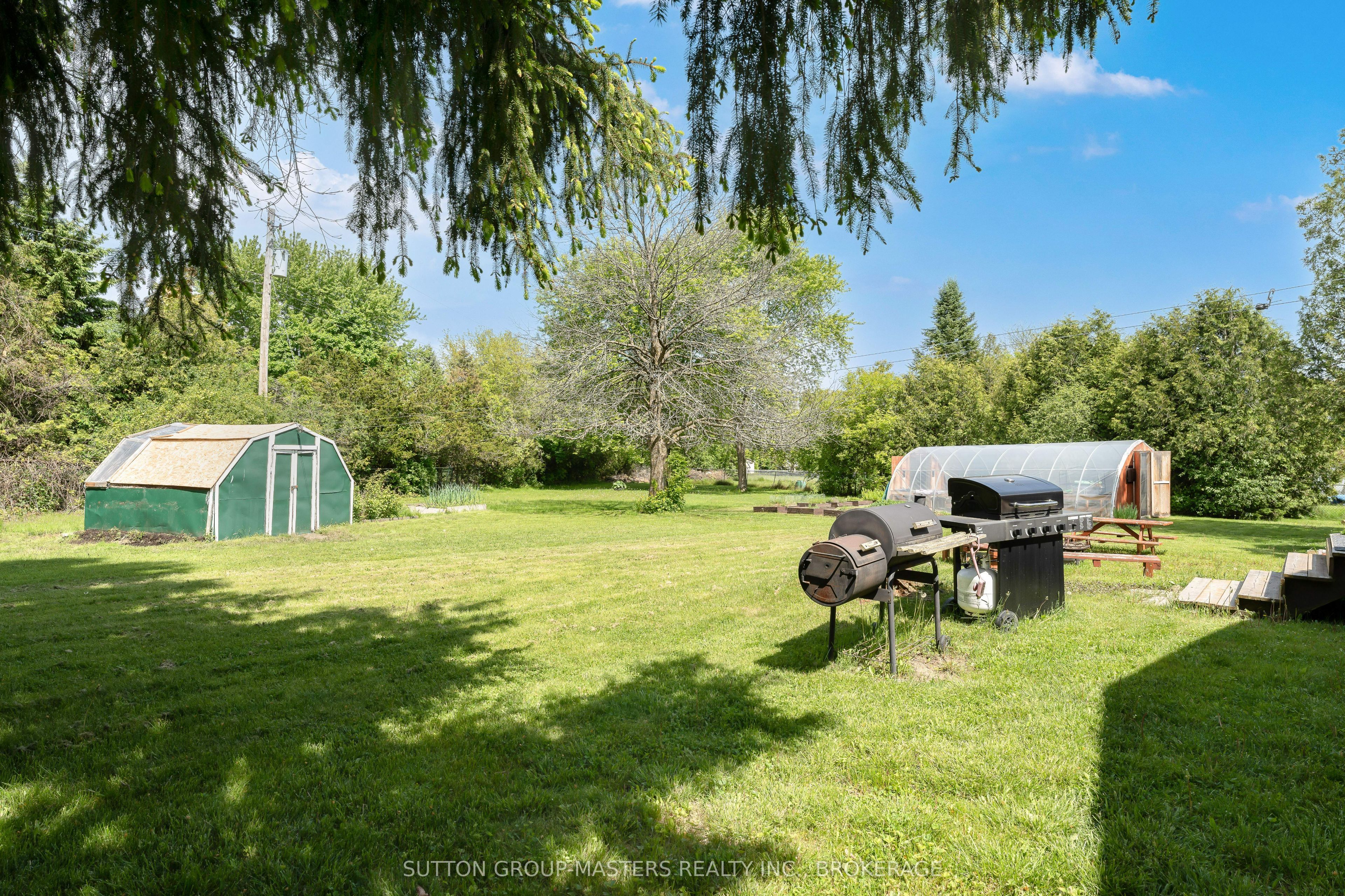 21 Mcdonald Crescent Property Photo 37