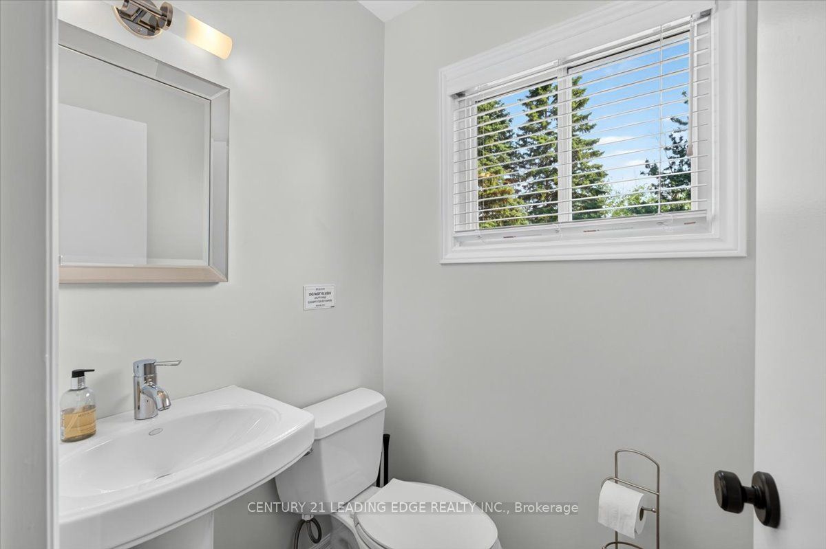 143 Campbell Crescent Property Photo 34
