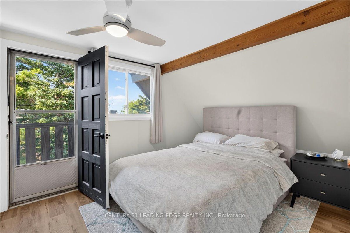 143 Campbell Crescent Property Photo 36
