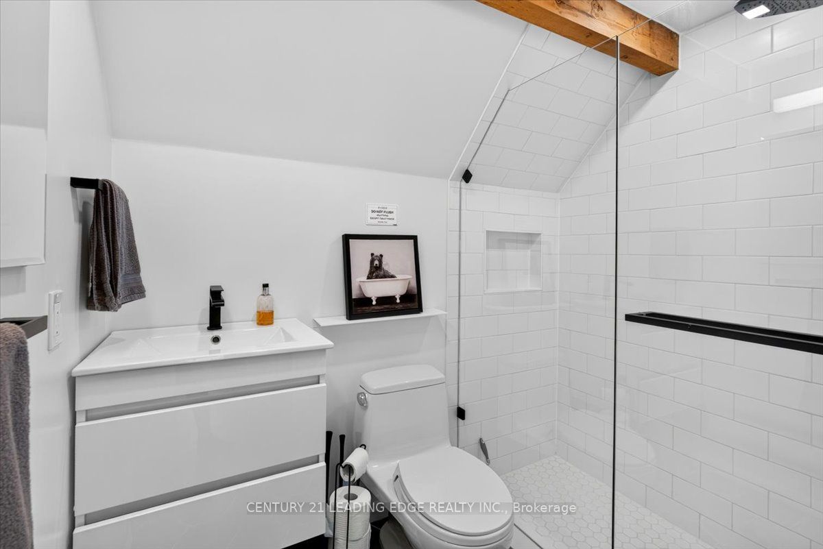 143 Campbell Crescent Property Photo 38