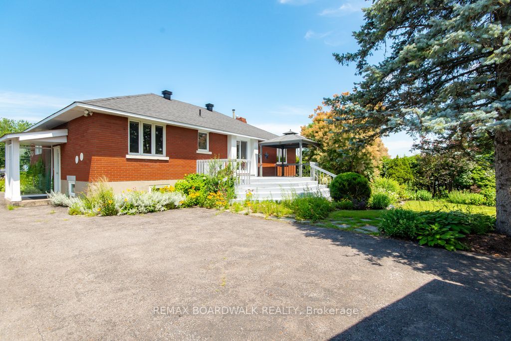3654 Navan Road Property Photo 44