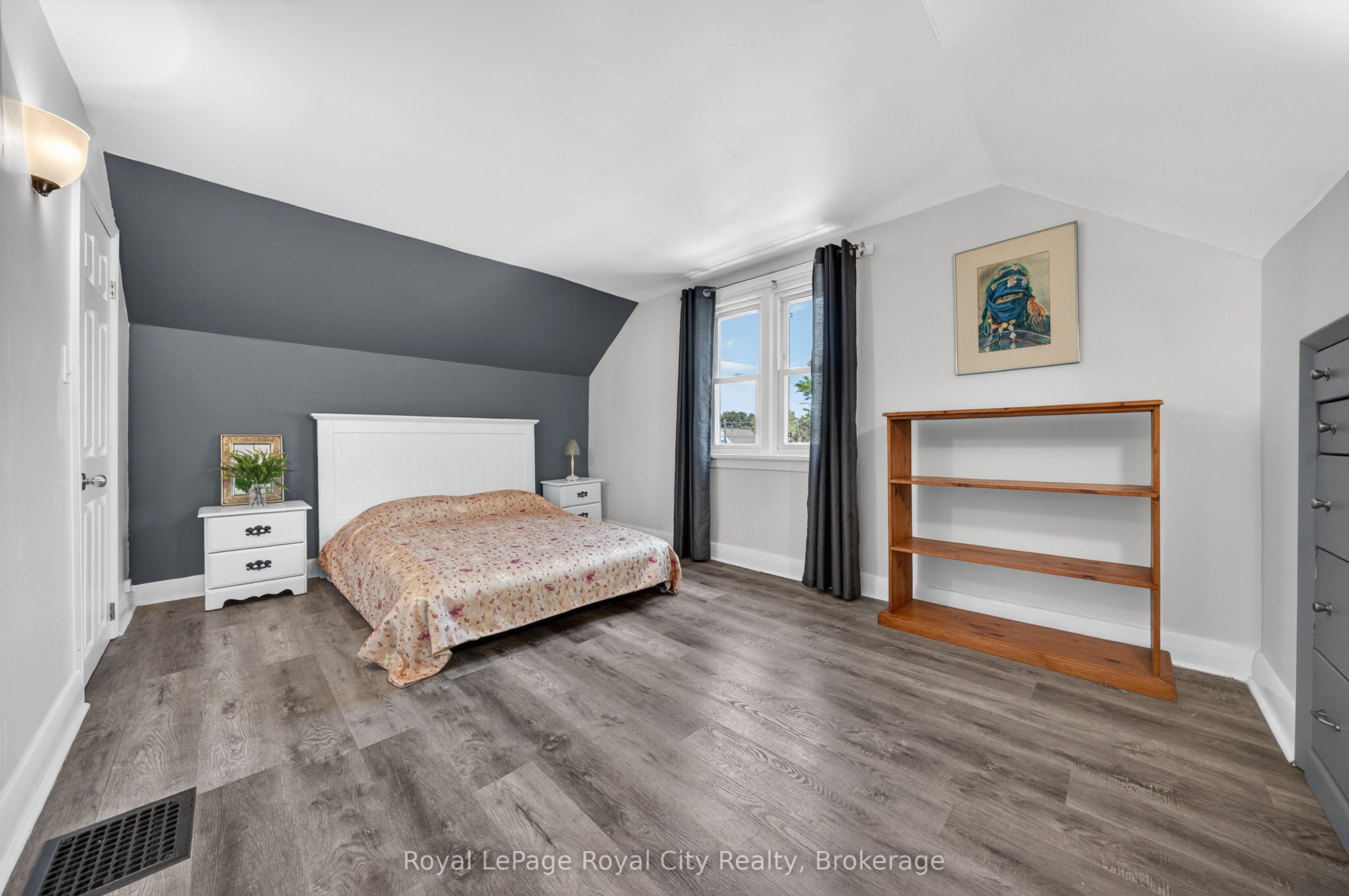 157 Grange Street Property Photo 25