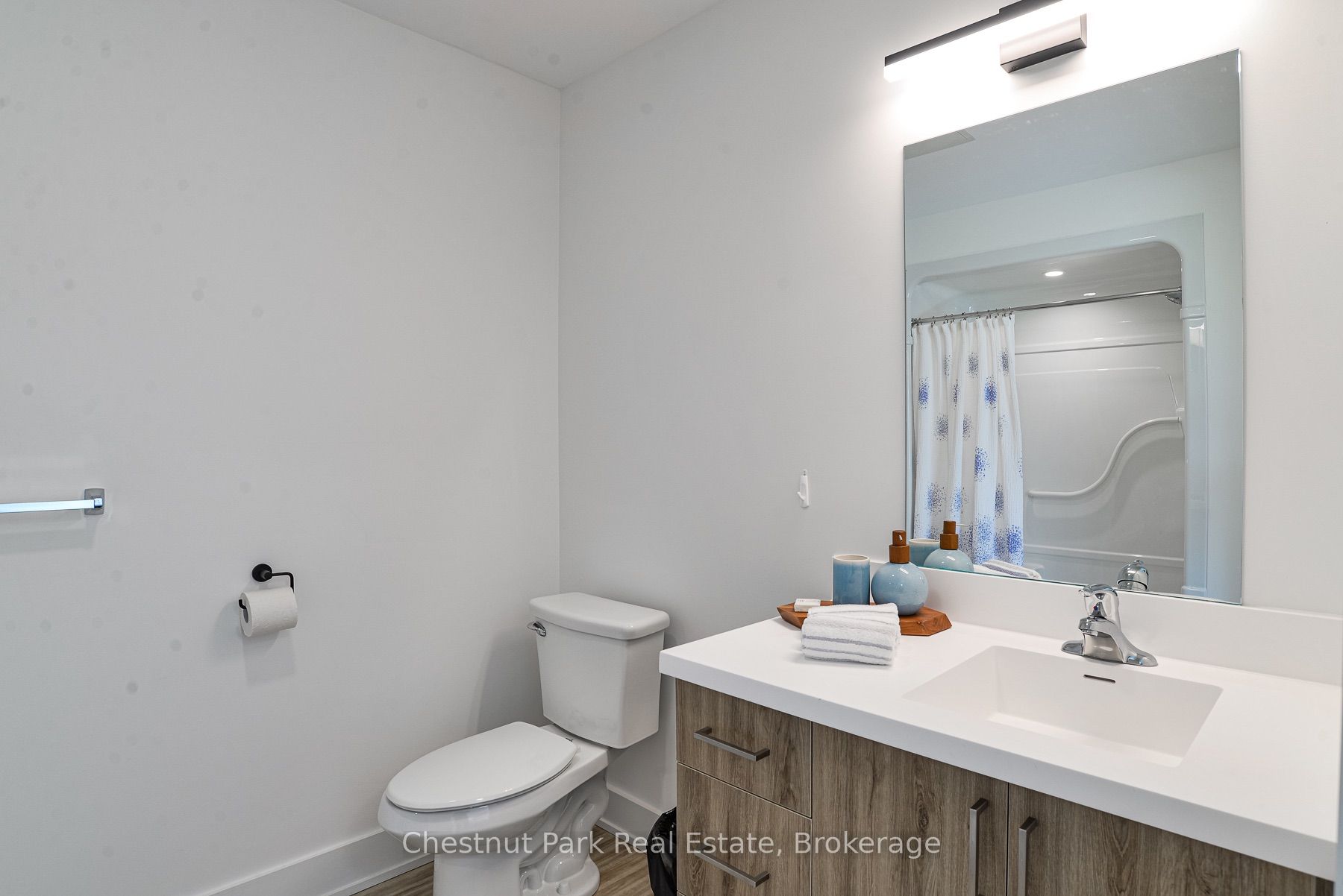 520 Isaac Street (studio Suite) Property Photo 11