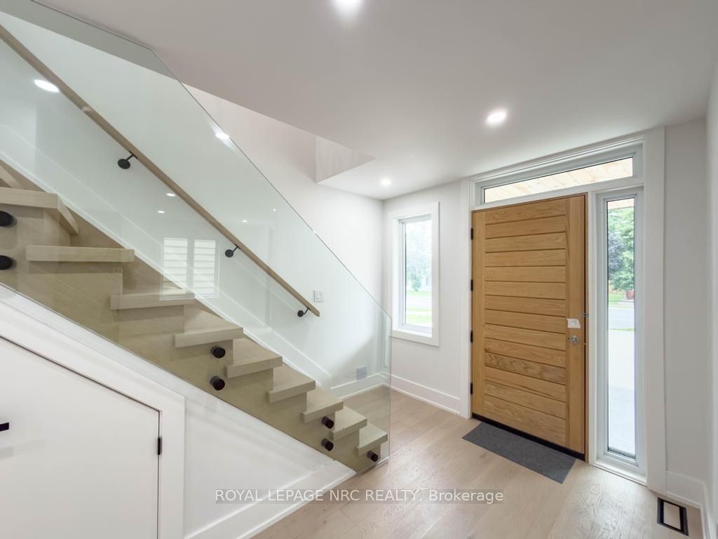 4392 Ontario Street Property Photo 8