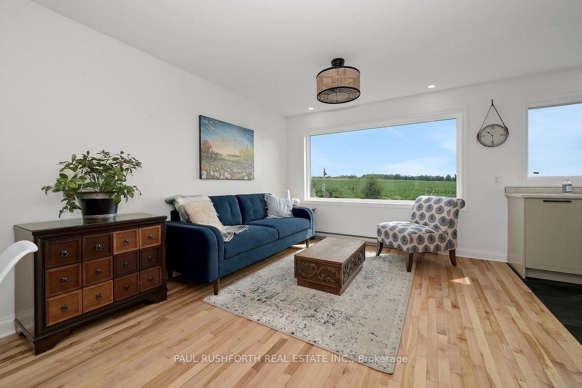 4153 Birchgrove Road Property Photo 6