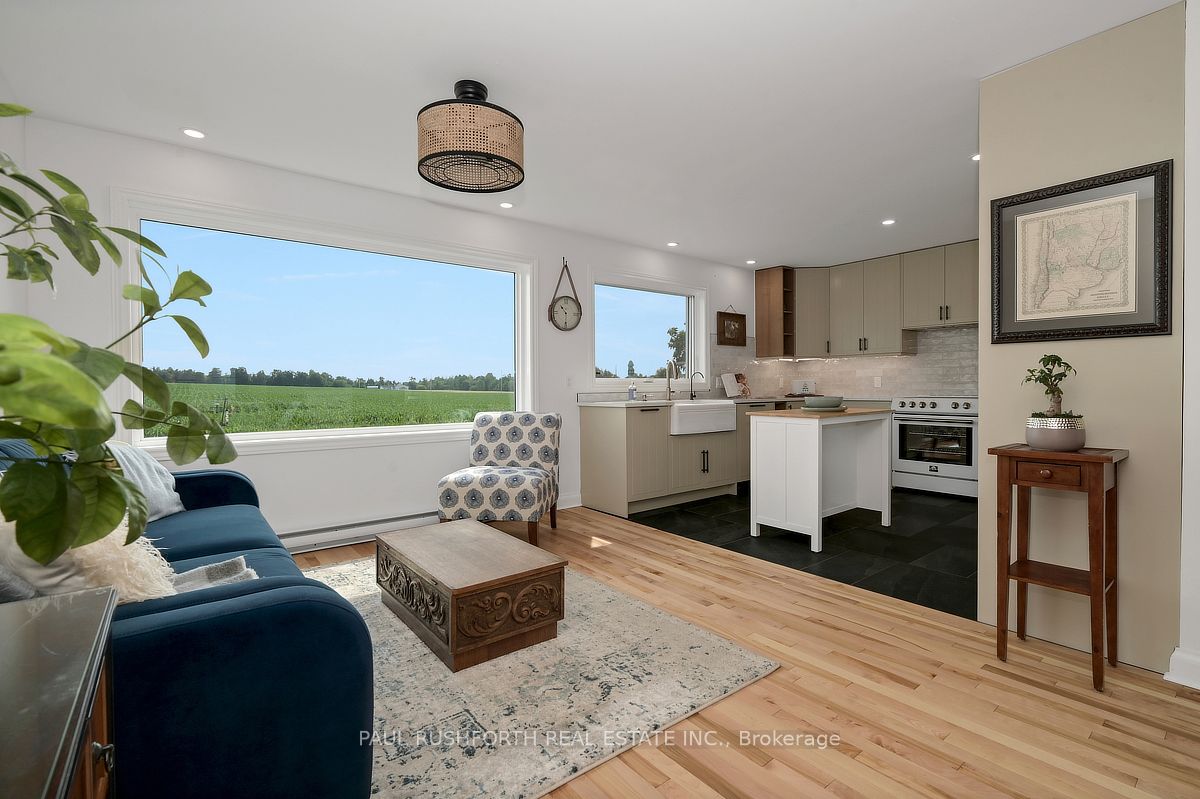 4153 Birchgrove Road Property Photo 7