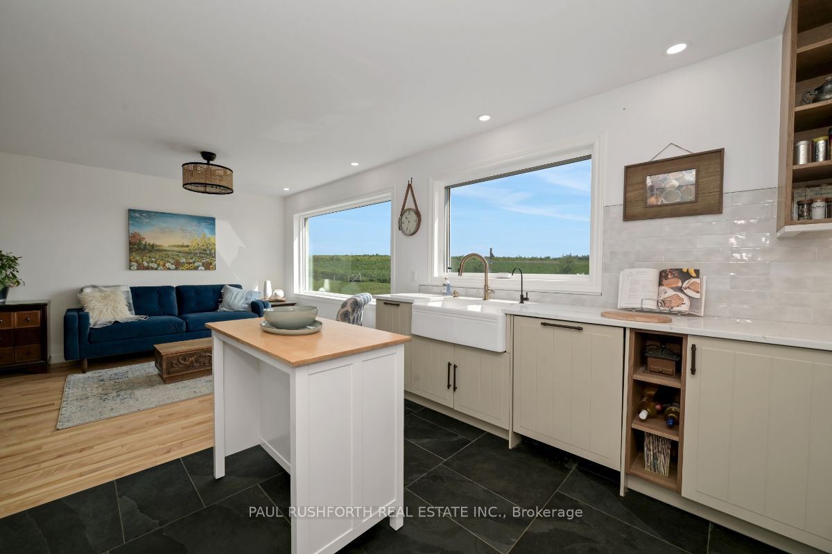 4153 Birchgrove Road Property Photo 13