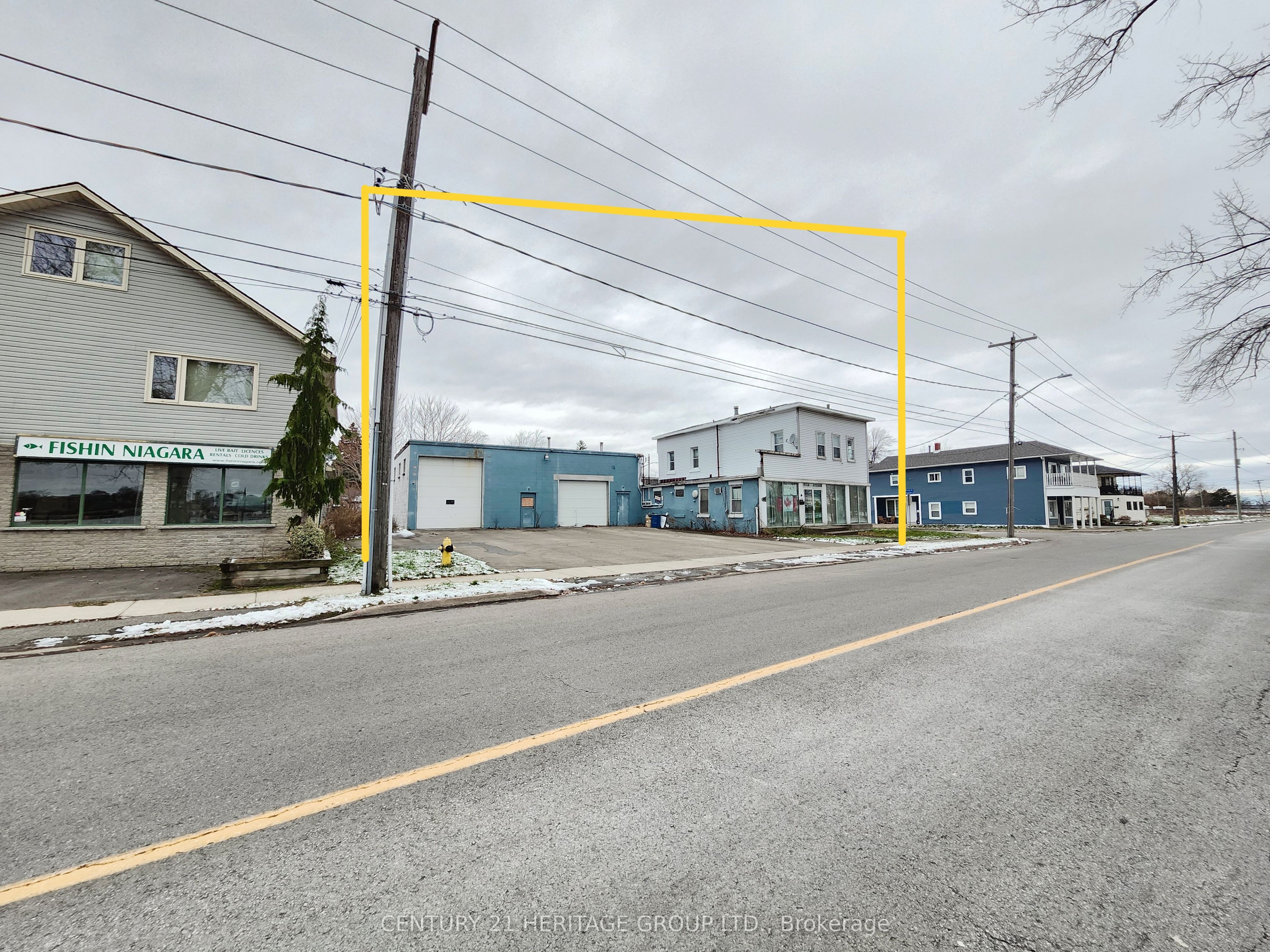 203 Niagara Boulevard Property Photo 3