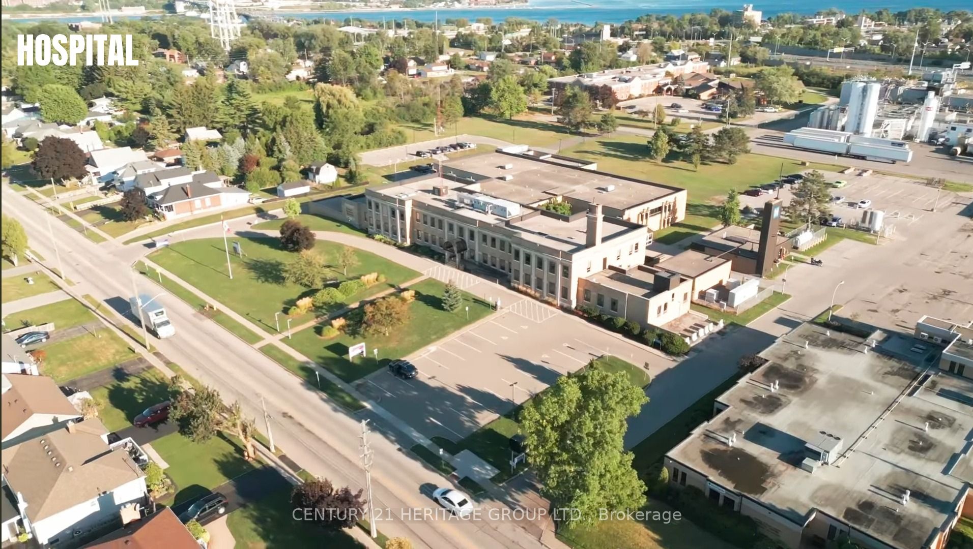 203 Niagara Boulevard Property Photo 14